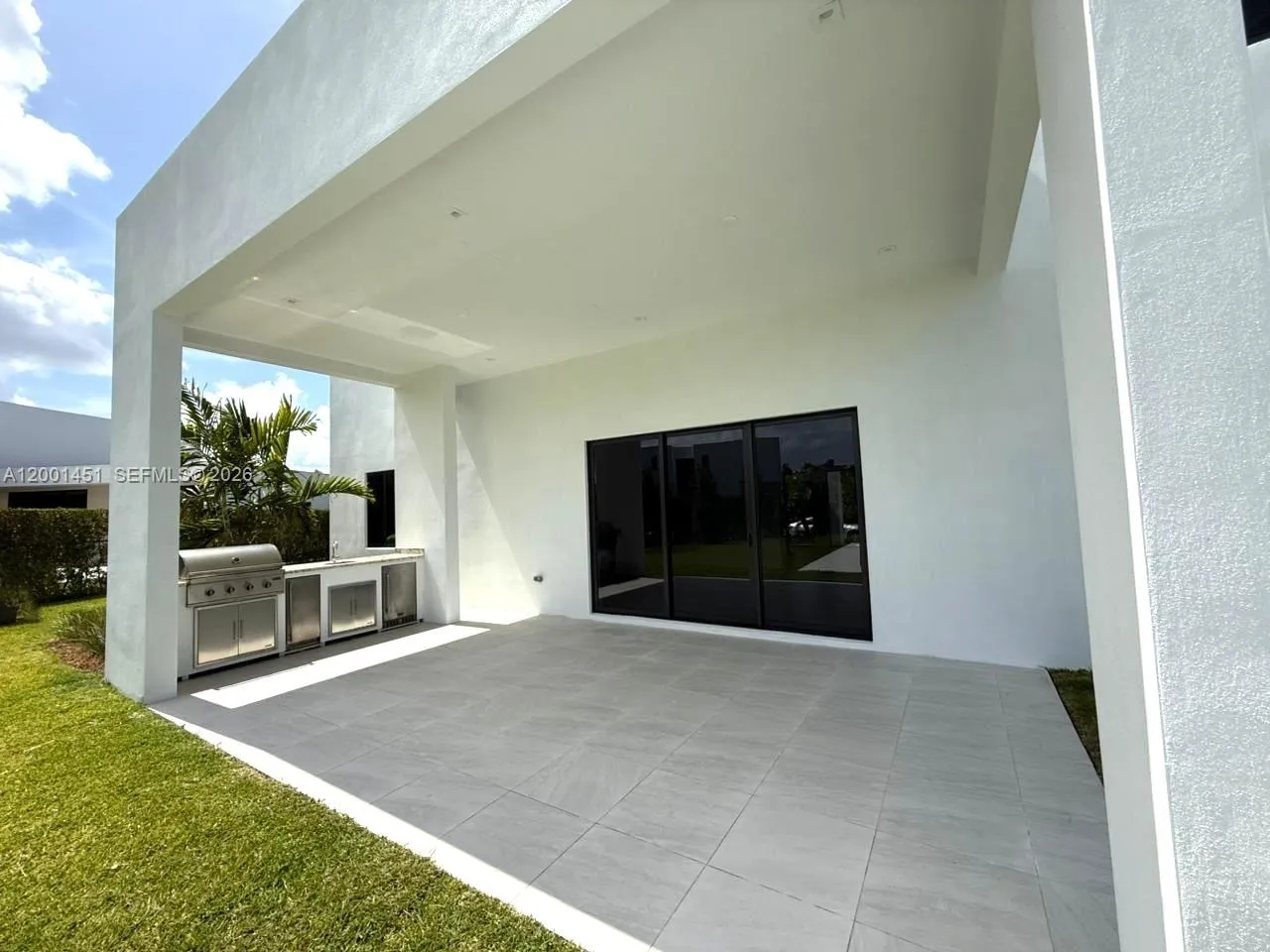 16776 Natures Way, Weston, Florida 33326, Weston, Florida 33326, 5 Bedrooms Bedrooms, ,6 BathroomsBathrooms,Residential,For Sale,16776 Natures Way, Weston, Florida 33326,A12001451