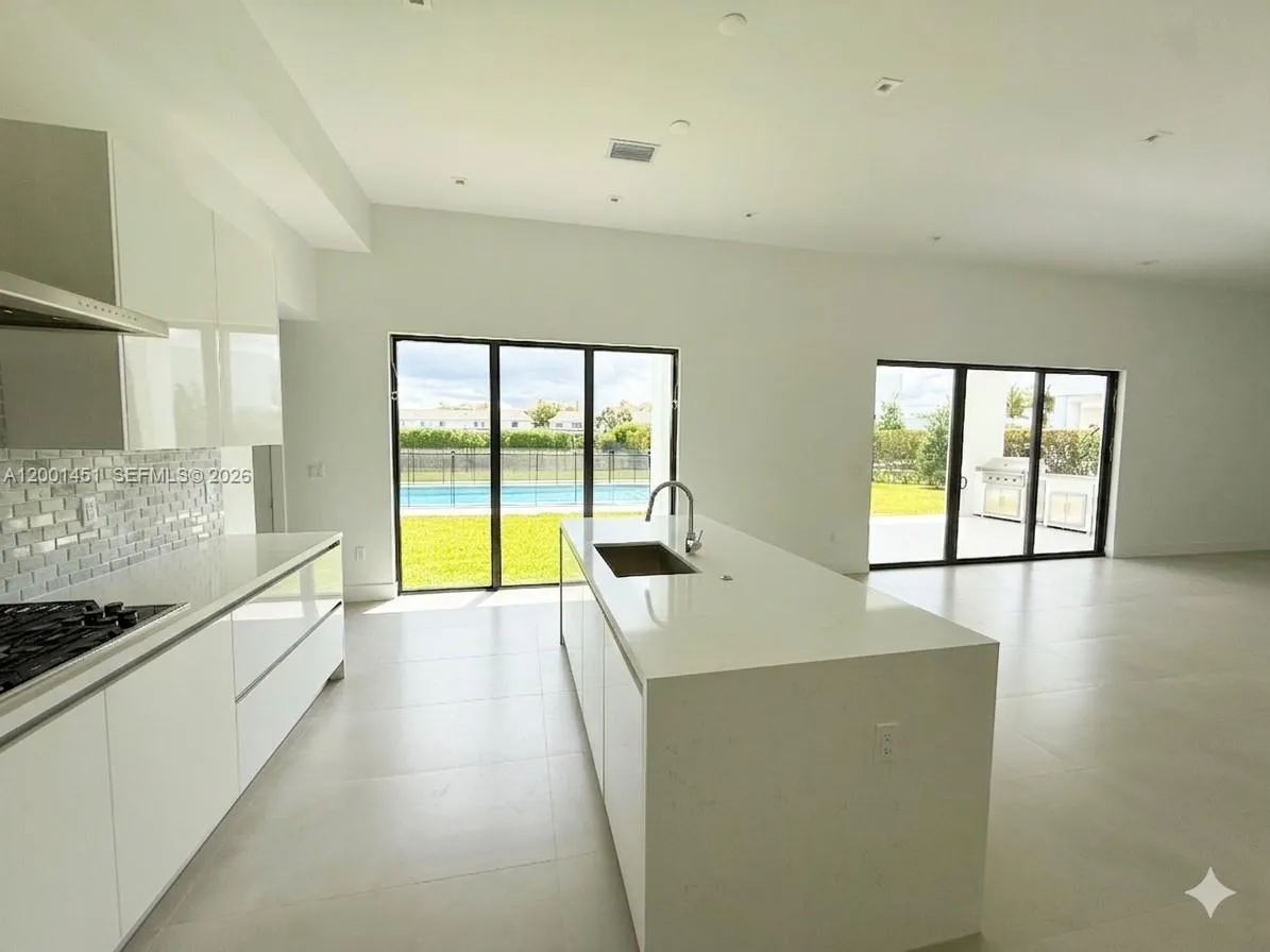 16776 Natures Way, Weston, Florida 33326, Weston, Florida 33326, 5 Bedrooms Bedrooms, ,6 BathroomsBathrooms,Residential,For Sale,16776 Natures Way, Weston, Florida 33326,A12001451