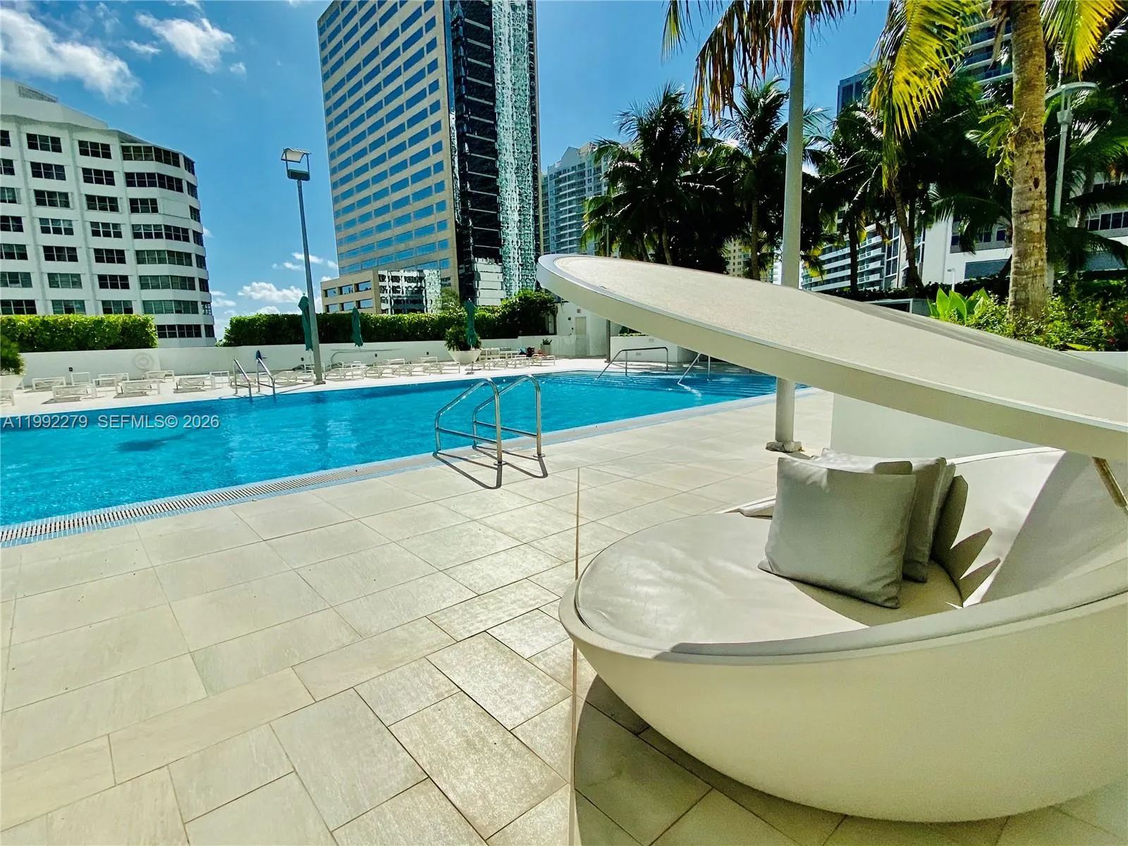 950 Brickell Bay Dr 2706, Miami, Florida 33131, Miami, Florida 33131, 2 Bedrooms Bedrooms, ,2 BathroomsBathrooms,Residential,For Sale,950 Brickell Bay Dr 2706, Miami, Florida 33131,A11992279
