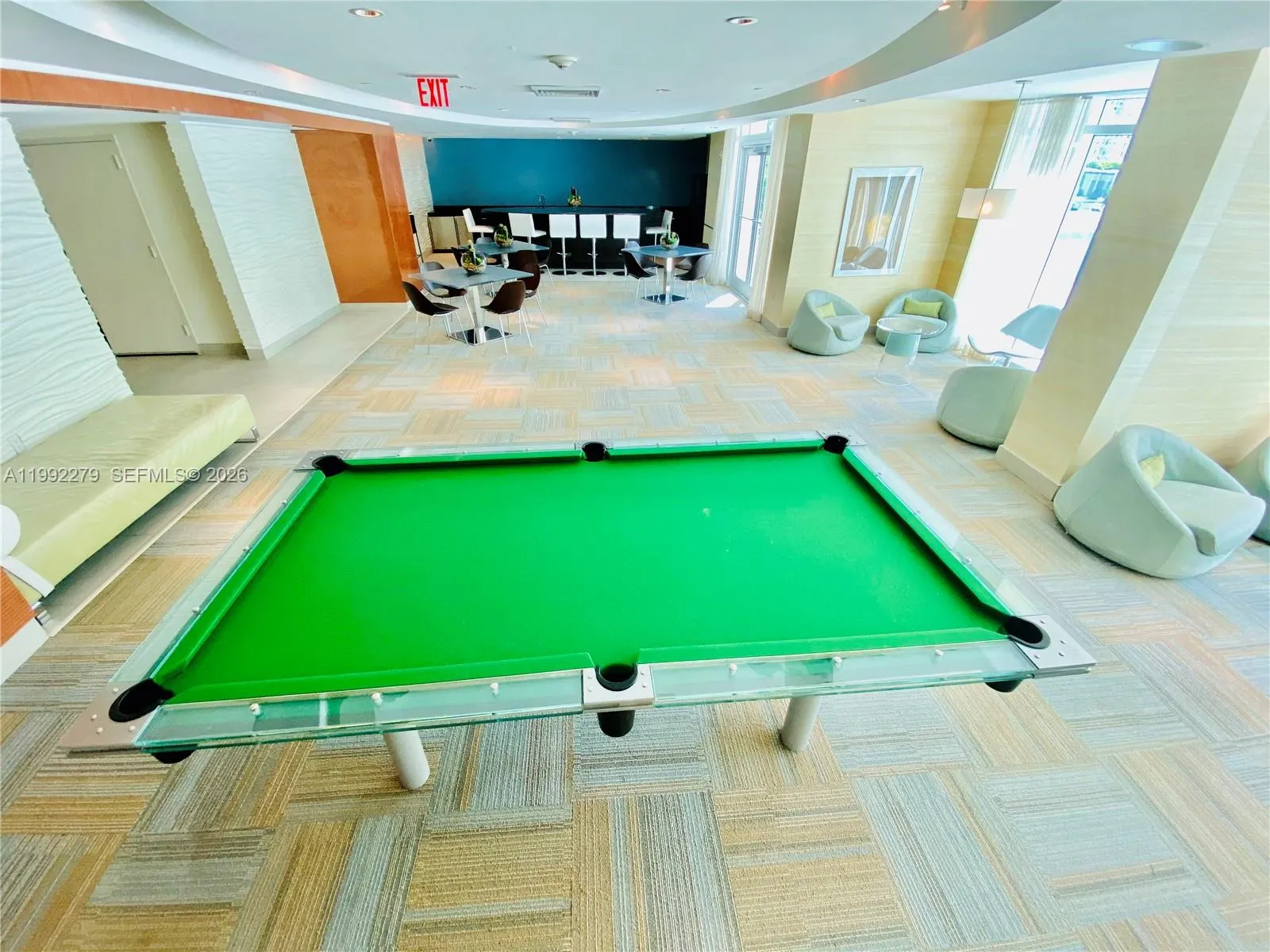 950 Brickell Bay Dr 2706, Miami, Florida 33131, Miami, Florida 33131, 2 Bedrooms Bedrooms, ,2 BathroomsBathrooms,Residential,For Sale,950 Brickell Bay Dr 2706, Miami, Florida 33131,A11992279