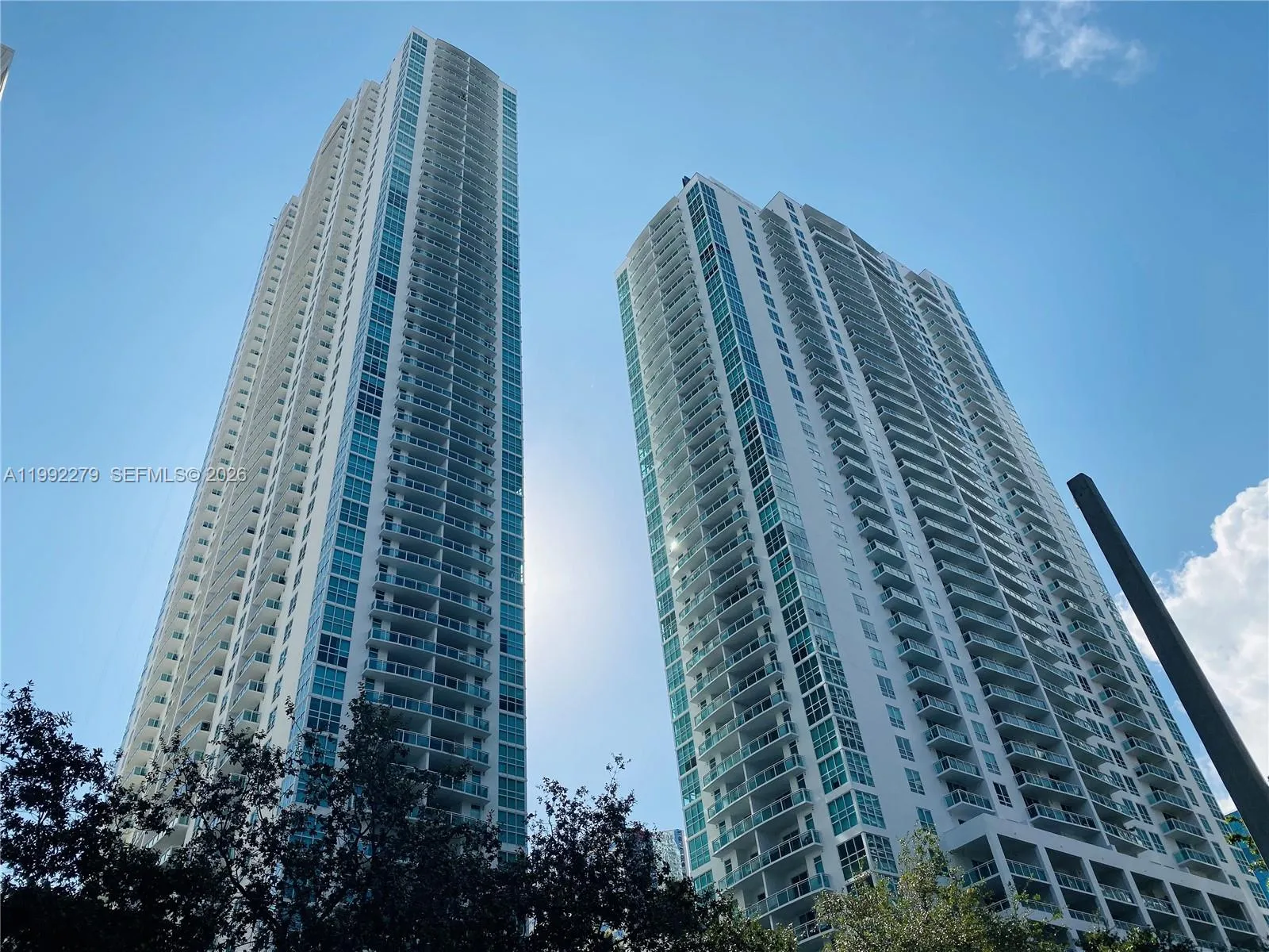 950 Brickell Bay Dr 2706, Miami, Florida 33131, Miami, Florida 33131, 2 Bedrooms Bedrooms, ,2 BathroomsBathrooms,Residential,For Sale,950 Brickell Bay Dr 2706, Miami, Florida 33131,A11992279