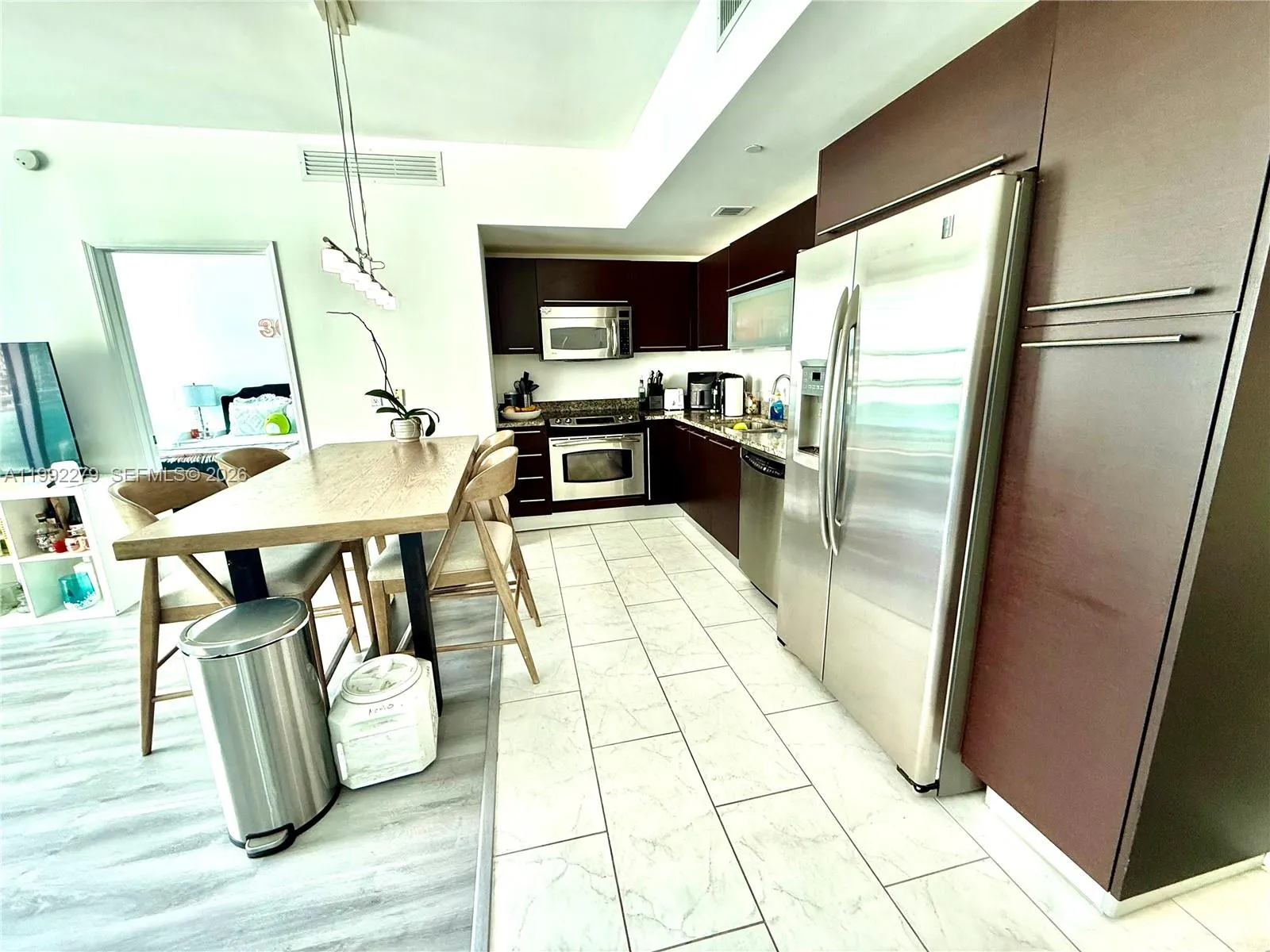 950 Brickell Bay Dr 2706, Miami, Florida 33131, Miami, Florida 33131, 2 Bedrooms Bedrooms, ,2 BathroomsBathrooms,Residential,For Sale,950 Brickell Bay Dr 2706, Miami, Florida 33131,A11992279