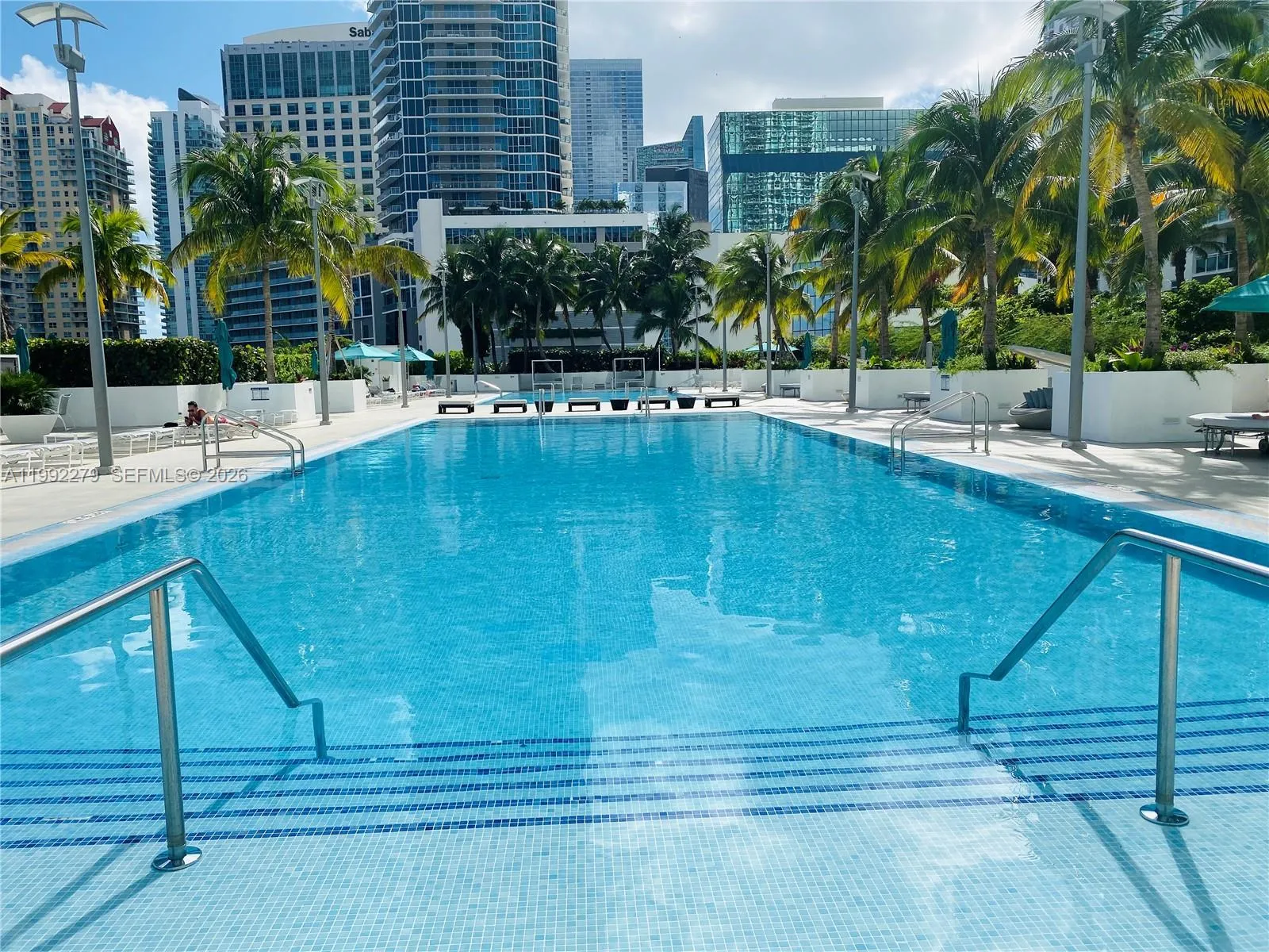 950 Brickell Bay Dr 2706, Miami, Florida 33131, Miami, Florida 33131, 2 Bedrooms Bedrooms, ,2 BathroomsBathrooms,Residential,For Sale,950 Brickell Bay Dr 2706, Miami, Florida 33131,A11992279
