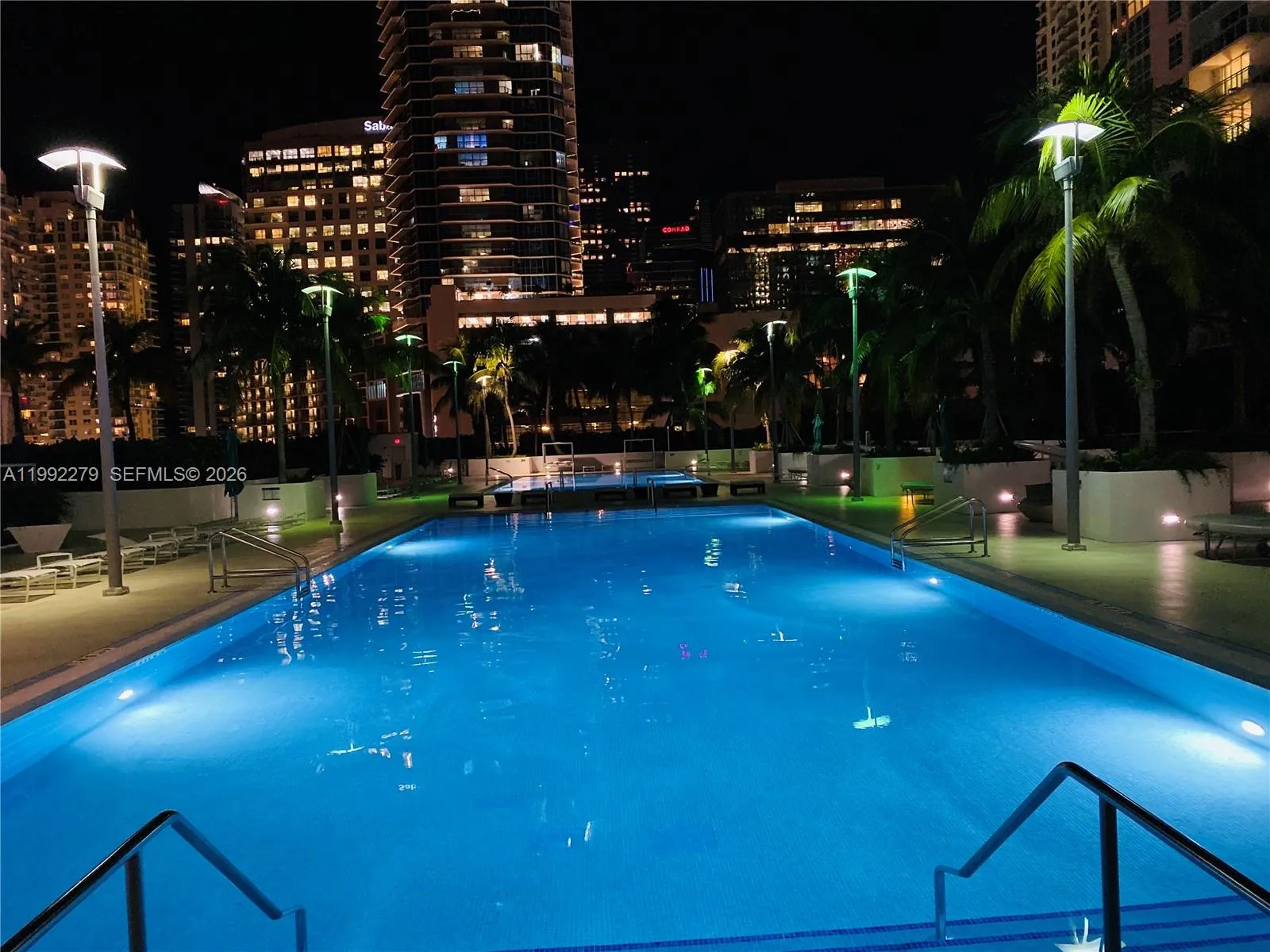 950 Brickell Bay Dr 2706, Miami, Florida 33131, Miami, Florida 33131, 2 Bedrooms Bedrooms, ,2 BathroomsBathrooms,Residential,For Sale,950 Brickell Bay Dr 2706, Miami, Florida 33131,A11992279
