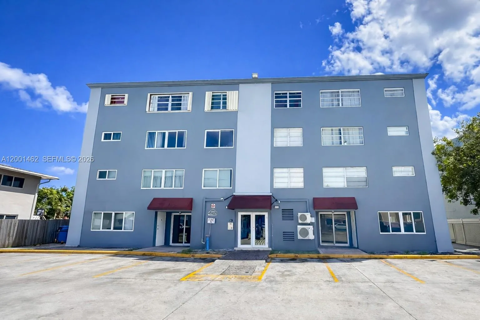 1060 Crystal Lake Dr 401, Deerfield Beach, Florida, Deerfield Beach, Florida 33064, 3 Bedrooms Bedrooms, ,2 BathroomsBathrooms,Residential,For Sale,1060 Crystal Lake Dr 401, Deerfield Beach, Florida,A12001462
