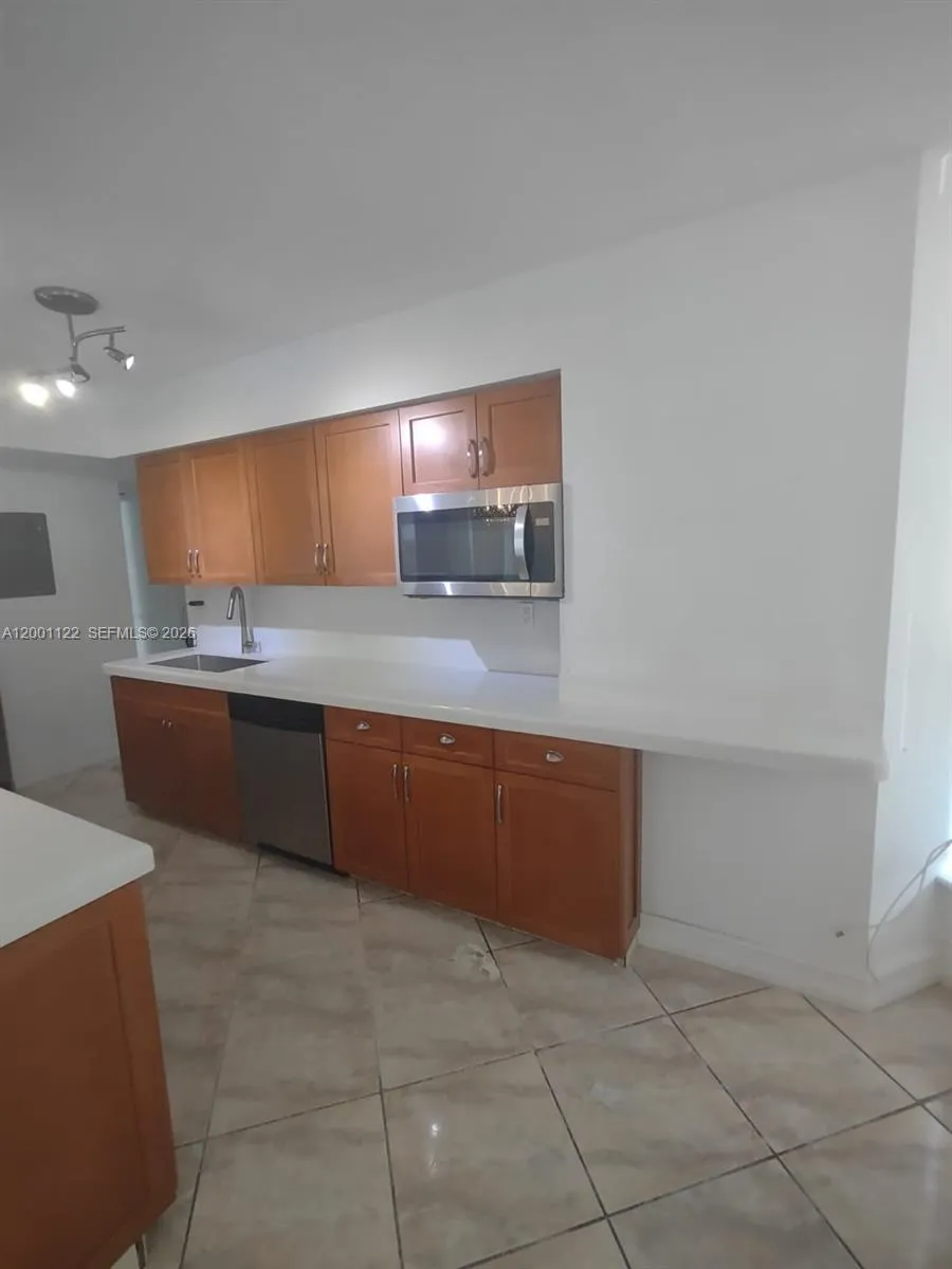 3600 Mystic Pointe Dr 513, Aventura, Florida 33180, Aventura, Florida 33180, 2 Bedrooms Bedrooms, ,2 BathroomsBathrooms,Residential,For Sale,3600 Mystic Pointe Dr 513, Aventura, Florida 33180,A12001122
