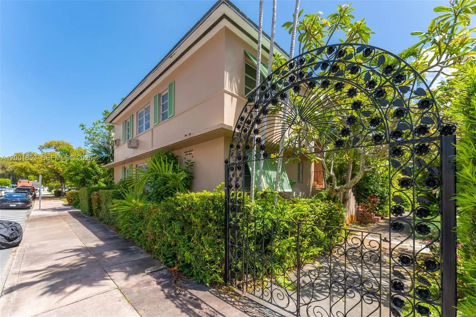 28 Almeria Ave 4, Coral Gables, Florida 33134, Coral Gables, Florida 33134, 1 Bedroom Bedrooms, ,1 BathroomBathrooms,Residential Lease,For Rent,28 Almeria Ave 4, Coral Gables, Florida 33134,A12001853