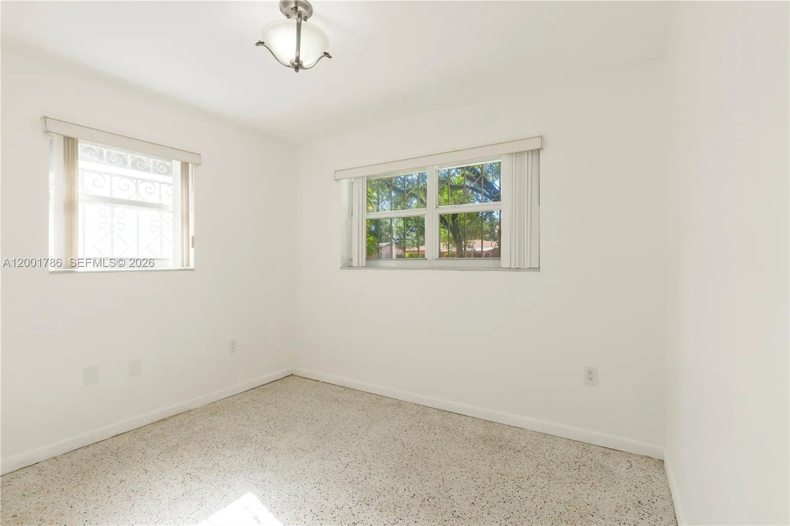 565 Ne 160th Ter, Miami, Florida 33162, Miami, Florida 33162, 4 Bedrooms Bedrooms, ,3 BathroomsBathrooms,Residential,For Sale,565 Ne 160th Ter, Miami, Florida 33162,A12001786
