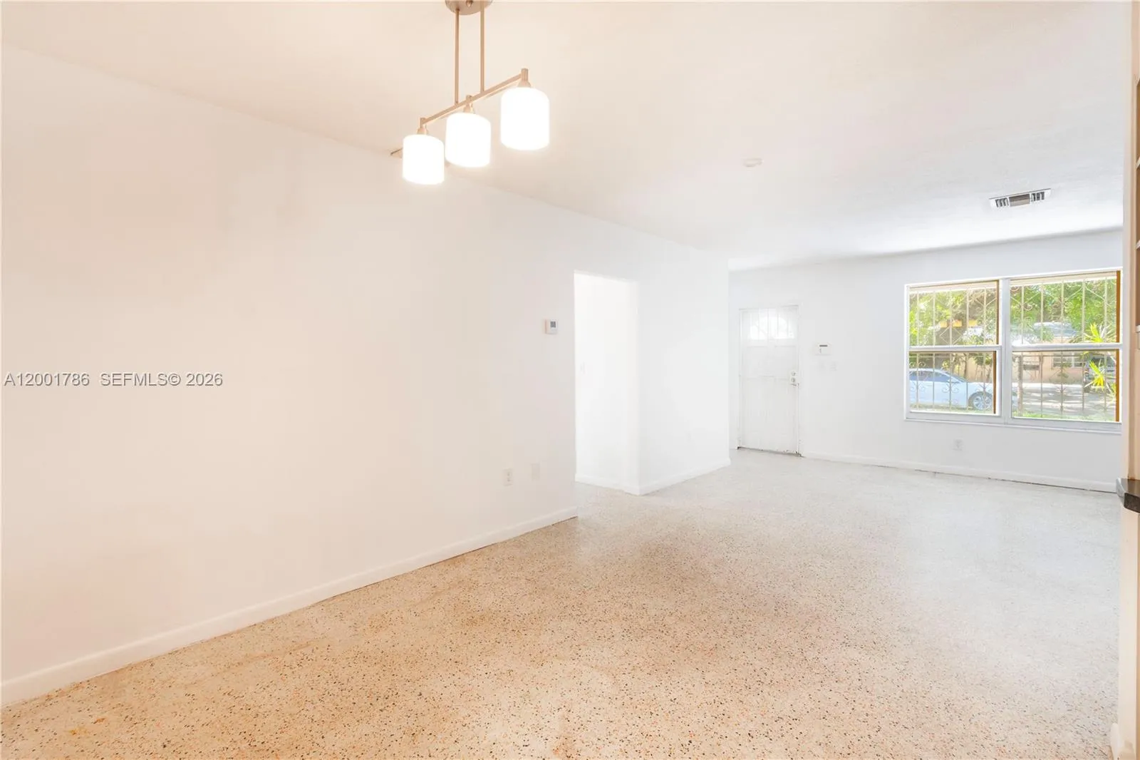 565 Ne 160th Ter, Miami, Florida 33162, Miami, Florida 33162, 4 Bedrooms Bedrooms, ,3 BathroomsBathrooms,Residential,For Sale,565 Ne 160th Ter, Miami, Florida 33162,A12001786