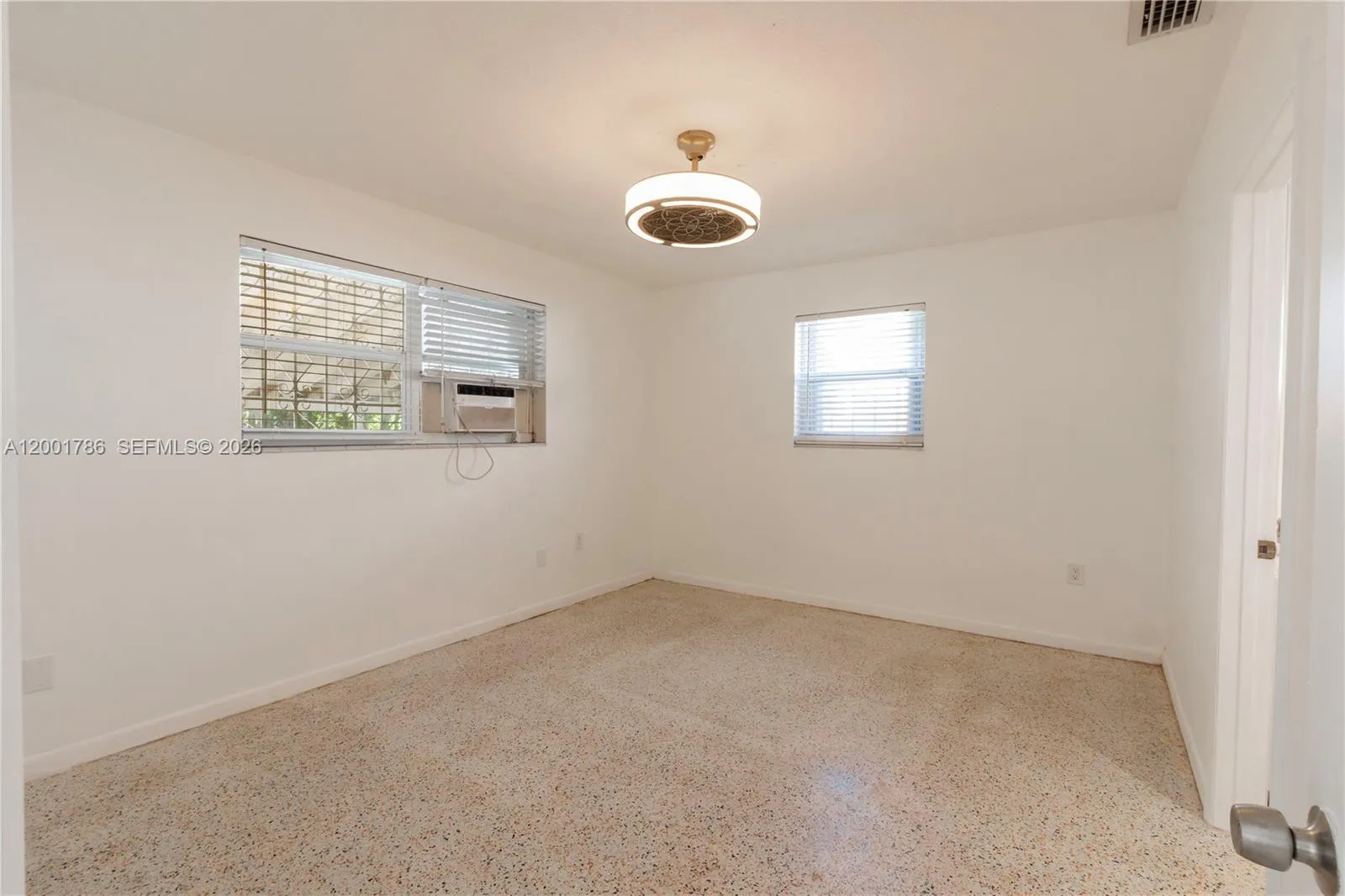 565 Ne 160th Ter, Miami, Florida 33162, Miami, Florida 33162, 4 Bedrooms Bedrooms, ,3 BathroomsBathrooms,Residential,For Sale,565 Ne 160th Ter, Miami, Florida 33162,A12001786