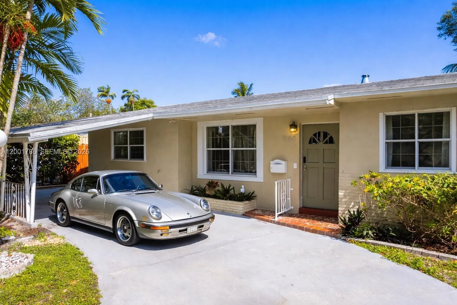 565 Ne 160th Ter, Miami, Florida 33162, Miami, Florida 33162, 4 Bedrooms Bedrooms, ,3 BathroomsBathrooms,Residential,For Sale,565 Ne 160th Ter, Miami, Florida 33162,A12001786