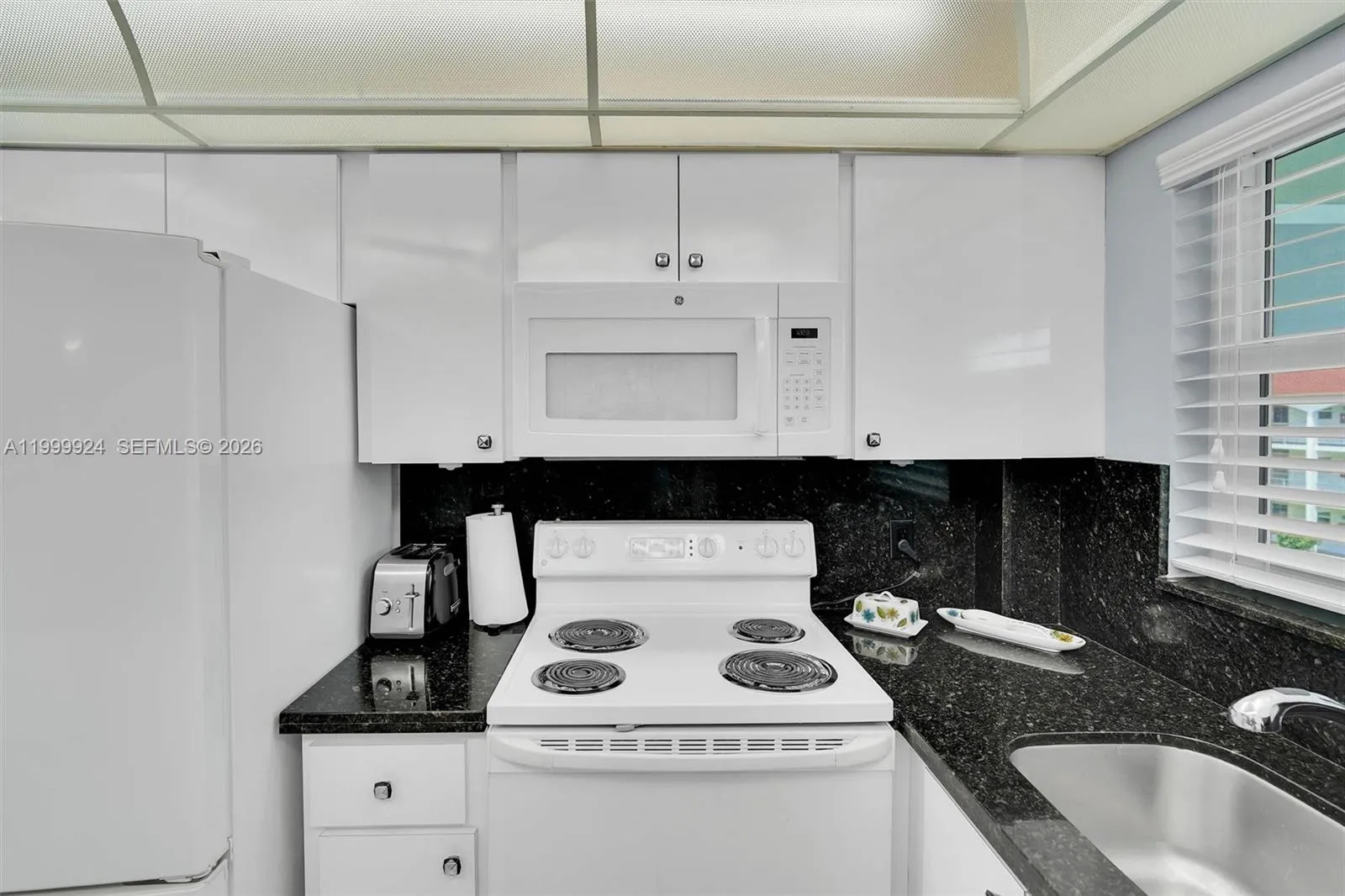 580 Egret Dr 303, Hallandale Beach, Florida 33009, Hallandale Beach, Florida 33009, 2 Bedrooms Bedrooms, ,2 BathroomsBathrooms,Residential,For Sale,580 Egret Dr 303, Hallandale Beach, Florida 33009,A11999924