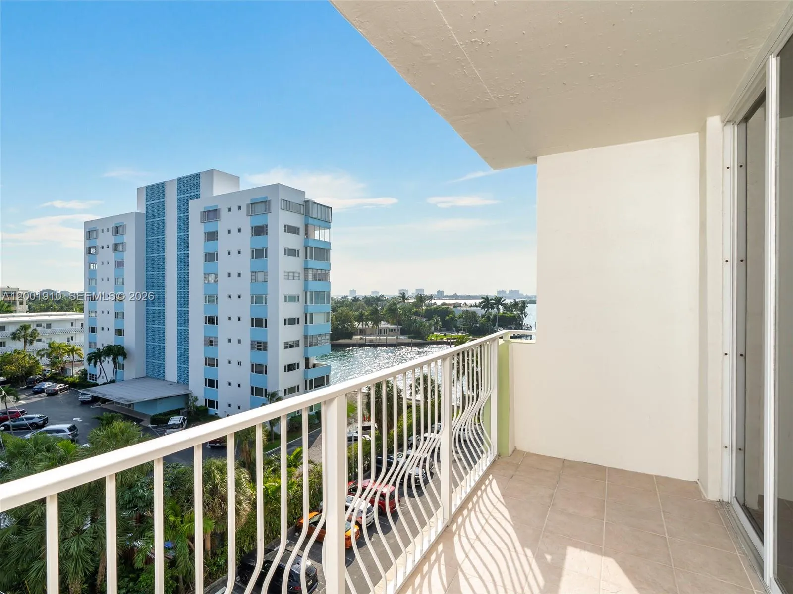 10350 W Bay Harbor Dr 6l, Bay Harbor Islands, Flor, Bay Harbor Islands, Florida 33154, 1 Bedroom Bedrooms, ,1 BathroomBathrooms,Residential Lease,For Rent,10350 W Bay Harbor Dr 6l, Bay Harbor Islands, Flor,A12001910