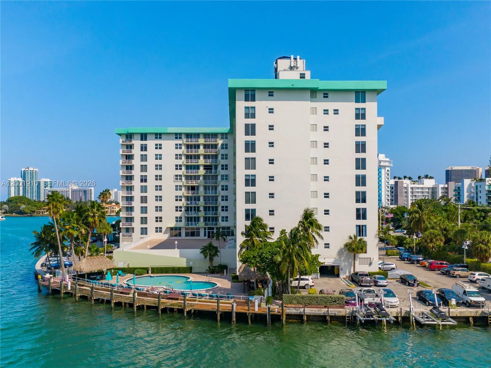 10350 W Bay Harbor Dr 6l, Bay Harbor Islands, Flor, Bay Harbor Islands, Florida 33154, 1 Bedroom Bedrooms, ,1 BathroomBathrooms,Residential Lease,For Rent,10350 W Bay Harbor Dr 6l, Bay Harbor Islands, Flor,A12001910