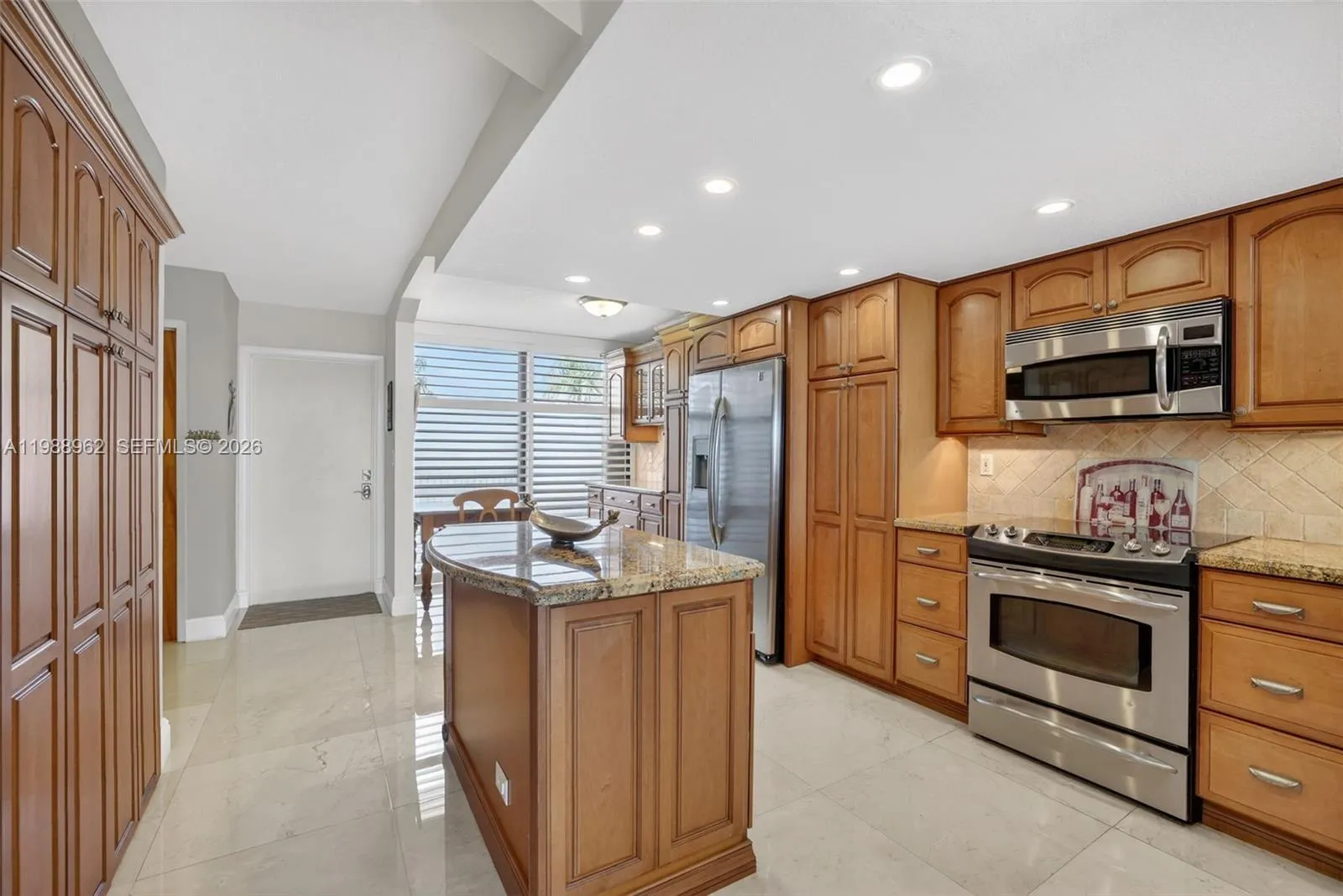 1100 Se 5th Ct 24, Pompano Beach, Florida 33060, Pompano Beach, Florida 33060, 2 Bedrooms Bedrooms, ,2 BathroomsBathrooms,Residential,For Sale,1100 Se 5th Ct 24, Pompano Beach, Florida 33060,A11988962