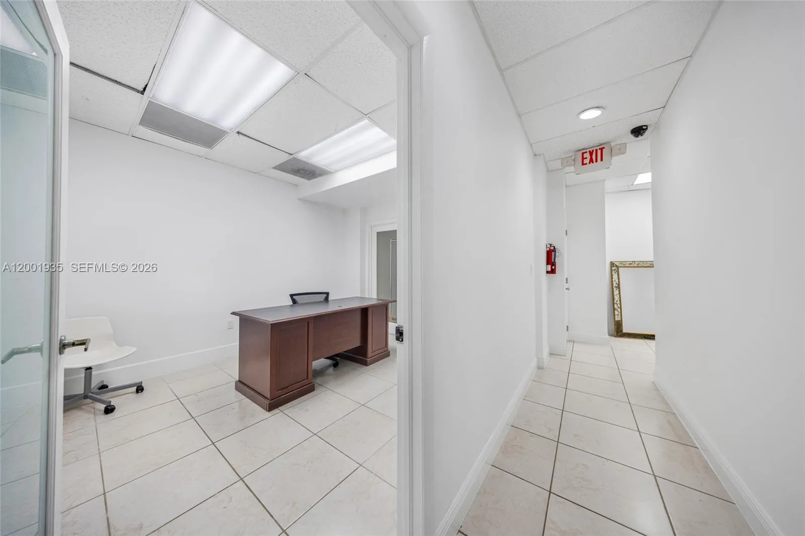 5401 Collins Ave Cu-9, Miami Beach, Florida 33140, Miami Beach, Florida 33140, ,Commercial Sale,For Sale,5401 Collins Ave Cu-9, Miami Beach, Florida 33140,A12001935