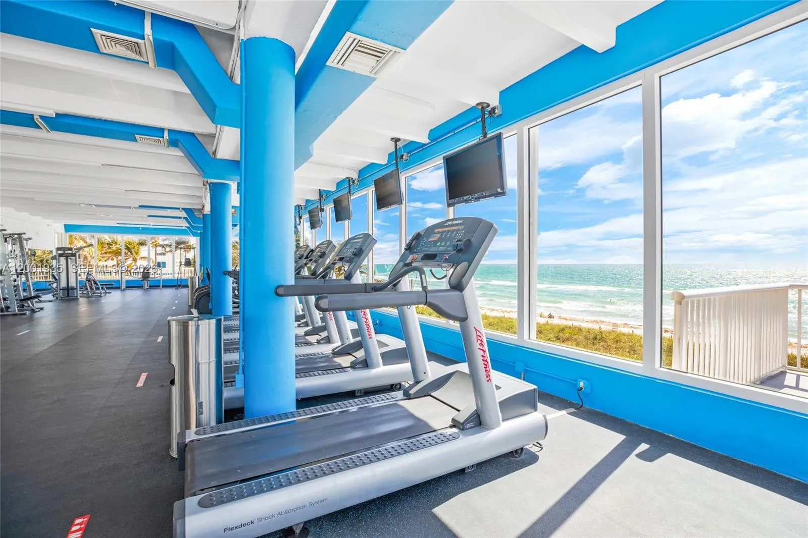 5401 Collins Ave Cu-9, Miami Beach, Florida 33140, Miami Beach, Florida 33140, ,Commercial Sale,For Sale,5401 Collins Ave Cu-9, Miami Beach, Florida 33140,A12001935