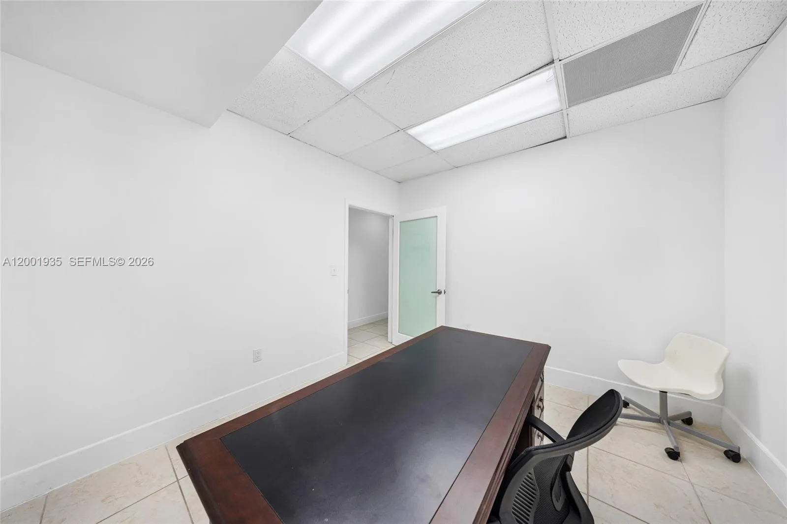 5401 Collins Ave Cu-9, Miami Beach, Florida 33140, Miami Beach, Florida 33140, ,Commercial Sale,For Sale,5401 Collins Ave Cu-9, Miami Beach, Florida 33140,A12001935