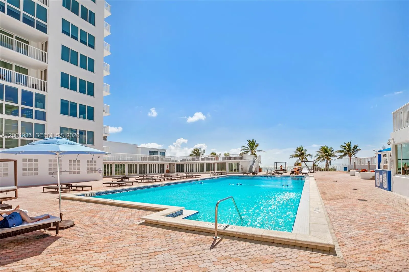 5401 Collins Ave Cu-9, Miami Beach, Florida 33140, Miami Beach, Florida 33140, ,Commercial Sale,For Sale,5401 Collins Ave Cu-9, Miami Beach, Florida 33140,A12001935
