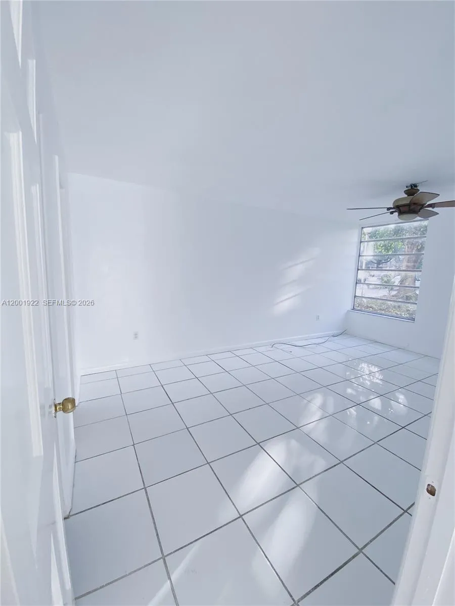 870 Nw 87th Ave 110, Miami, Florida 33172, Miami, Florida 33172, 2 Bedrooms Bedrooms, ,2 BathroomsBathrooms,Residential,For Sale,870 Nw 87th Ave 110, Miami, Florida 33172,A12001922