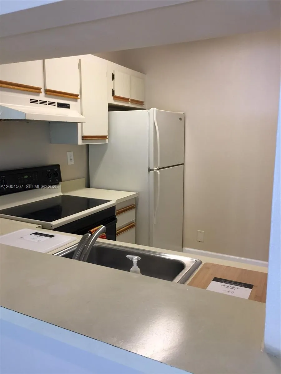 9223 Sw 141st Pl 9223, Miami, Florida 33186, Miami, Florida 33186, 1 Bedroom Bedrooms, ,1 BathroomBathrooms,Residential Lease,For Rent,9223 Sw 141st Pl 9223, Miami, Florida 33186,A12001567