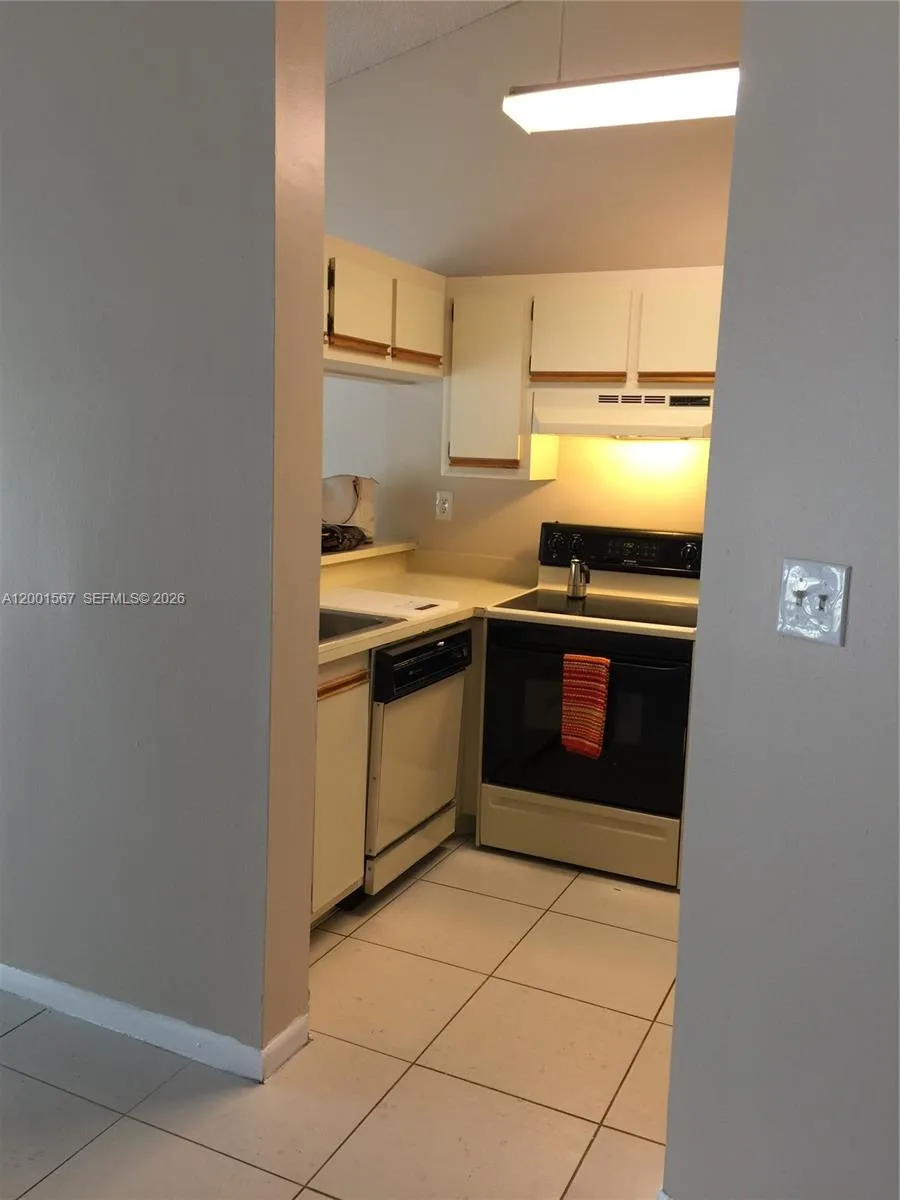 9223 Sw 141st Pl 9223, Miami, Florida 33186, Miami, Florida 33186, 1 Bedroom Bedrooms, ,1 BathroomBathrooms,Residential Lease,For Rent,9223 Sw 141st Pl 9223, Miami, Florida 33186,A12001567