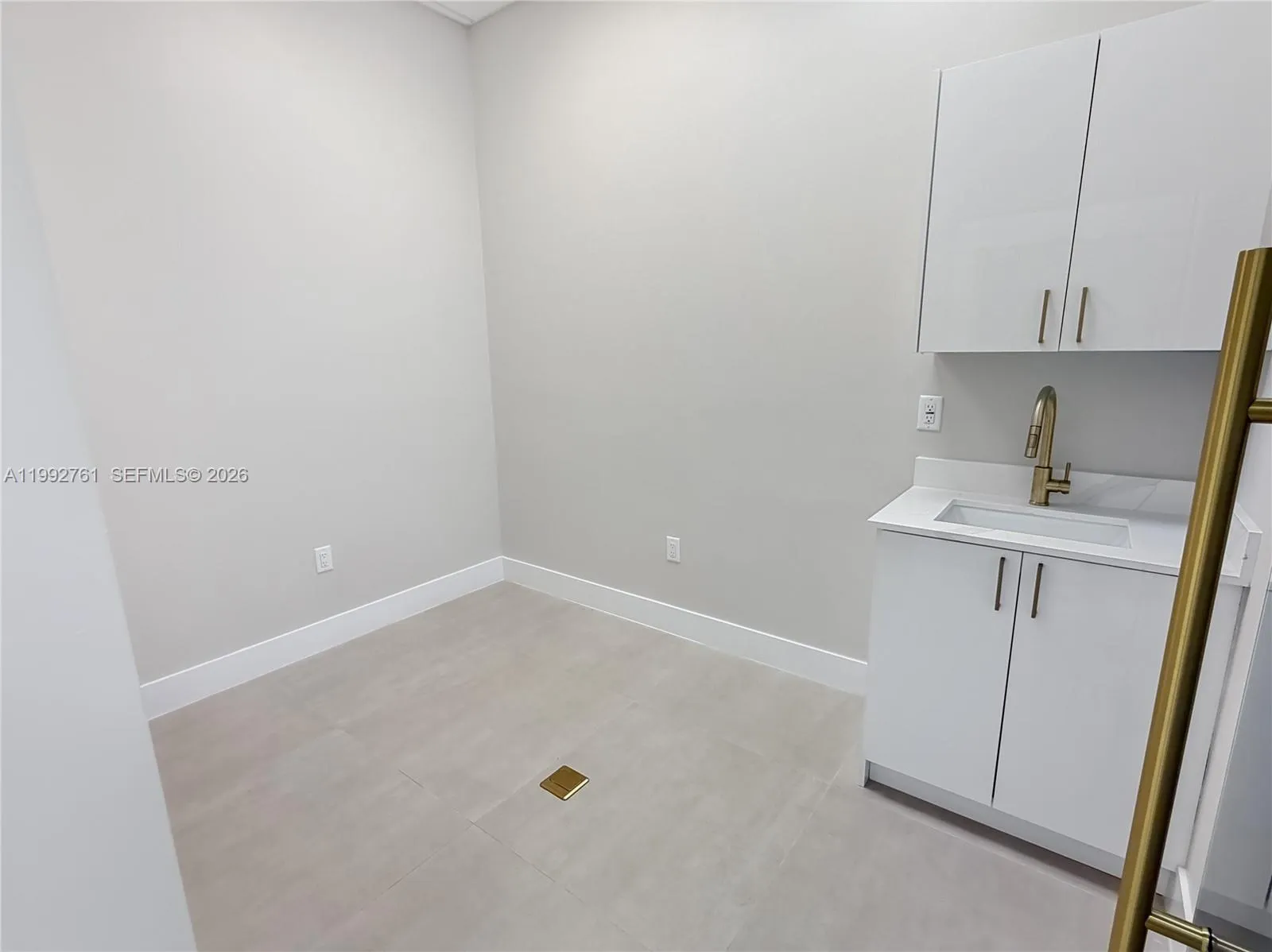 12750 Nw 17th St 220, Sweetwater, Florida 33182, Sweetwater, Florida 33182, ,Commercial Lease,For Rent,12750 Nw 17th St 220, Sweetwater, Florida 33182,A11992761