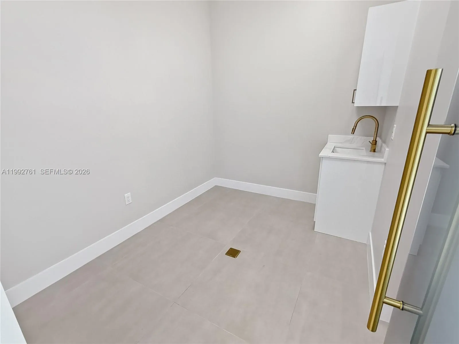 12750 Nw 17th St 220, Sweetwater, Florida 33182, Sweetwater, Florida 33182, ,Commercial Lease,For Rent,12750 Nw 17th St 220, Sweetwater, Florida 33182,A11992761