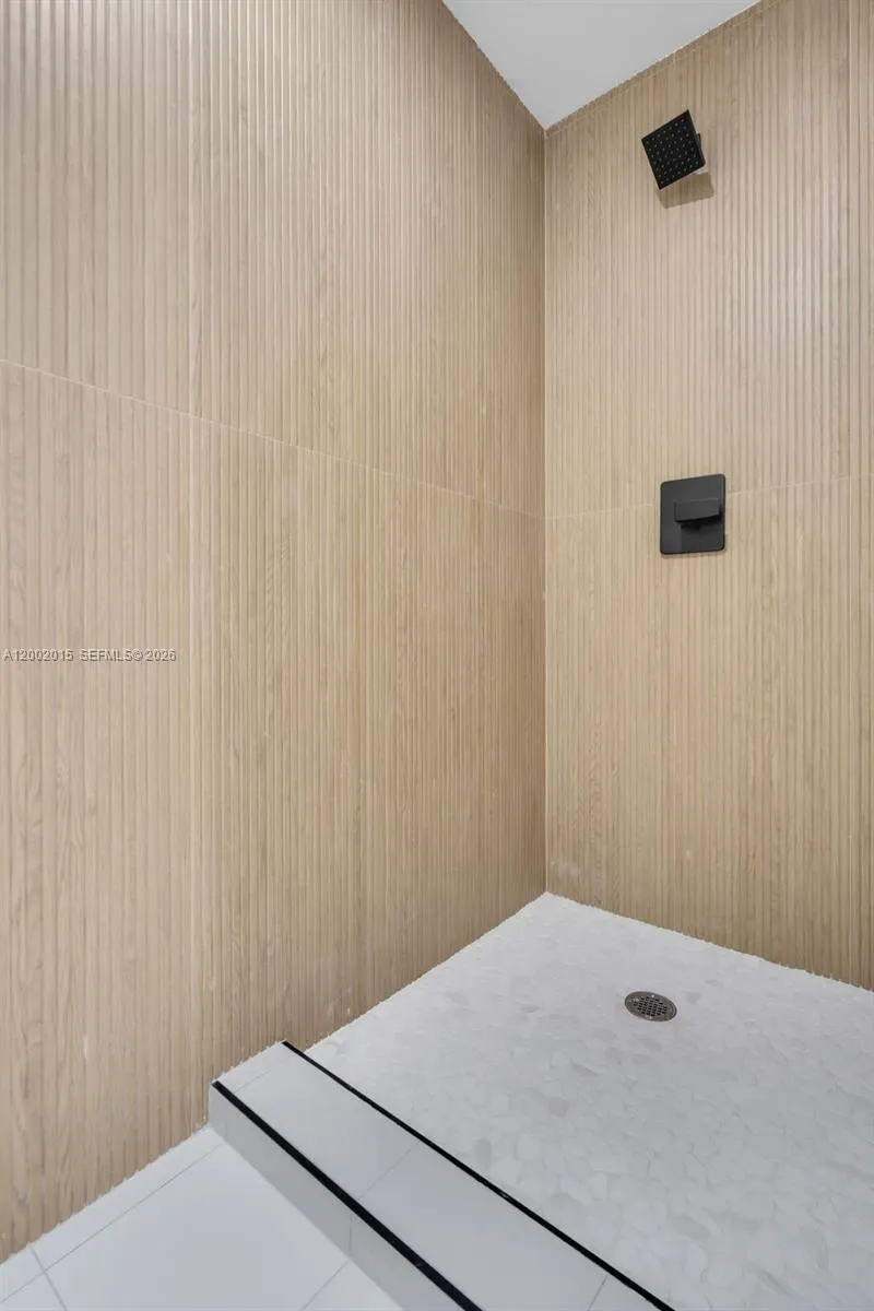 1037 Nw 2nd St, Miami, Florida 33128, Miami, Florida 33128, ,Commercial Sale,For Sale,1037 Nw 2nd St, Miami, Florida 33128,A12002015