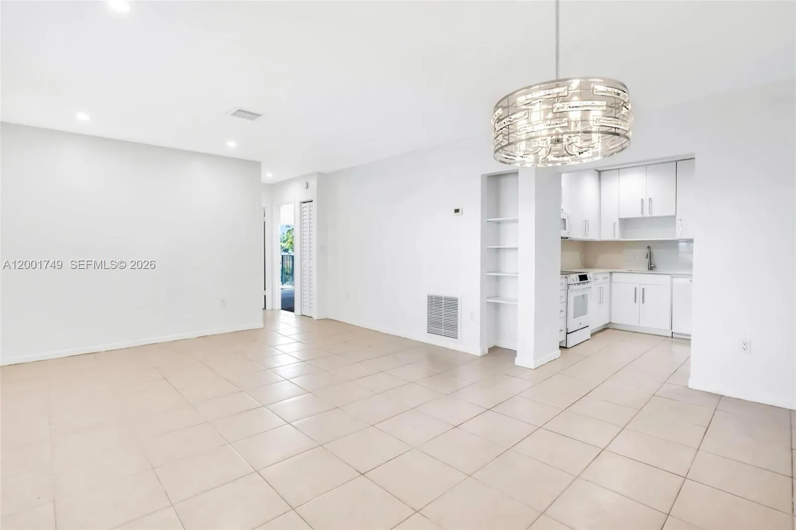 15391 S Dixie Hwy 60 Hwy 60, Palmetto Bay, Florida, Palmetto Bay, Florida 33157, 2 Bedrooms Bedrooms, ,2 BathroomsBathrooms,Residential Lease,For Rent,15391 S Dixie Hwy 60 Hwy 60, Palmetto Bay, Florida,A12001749 15391 S Dixie Hwy 60 Hwy 60, Palmetto Bay, Florida, Palmetto Bay, Florida 33157, 2 Bedrooms Bedrooms, ,2 BathroomsBathrooms,Residential Lease,For Rent,15391 S Dixie Hwy 60 Hwy 60, Palmetto Bay, Florida,A12001749