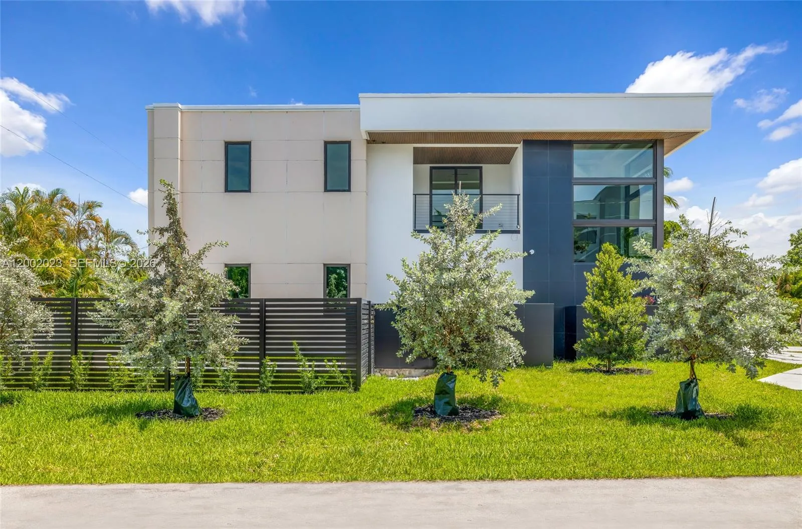 750 Ne 16th Ave, Fort Lauderdale, Florida 33304, Fort Lauderdale, Florida 33304, 5 Bedrooms Bedrooms, ,4 BathroomsBathrooms,Residential,For Sale,750 Ne 16th Ave, Fort Lauderdale, Florida 33304,A12002023