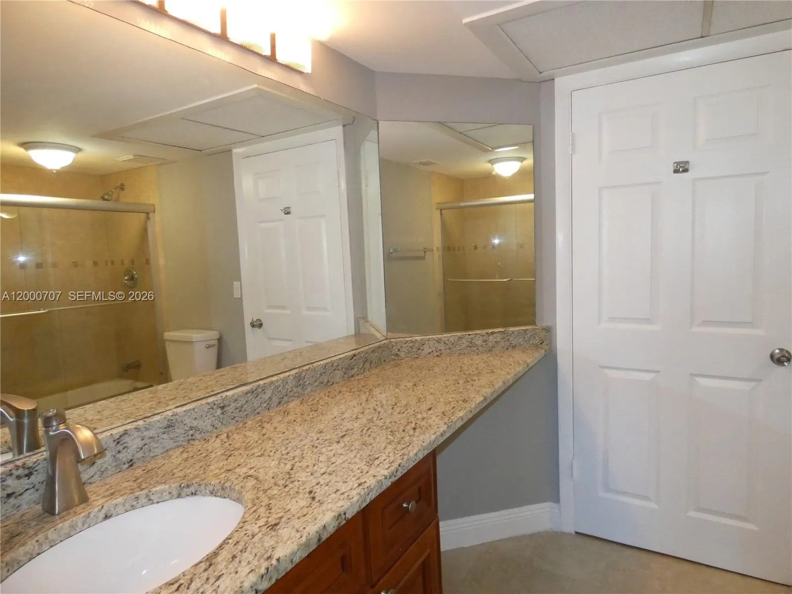 2841 N Oakland Forest Dr 207, Oakland Park, Florid, Oakland Park, Florida 33309, 1 Bedroom Bedrooms, ,1 BathroomBathrooms,Residential Lease,For Rent,2841 N Oakland Forest Dr 207, Oakland Park, Florid,A12000707