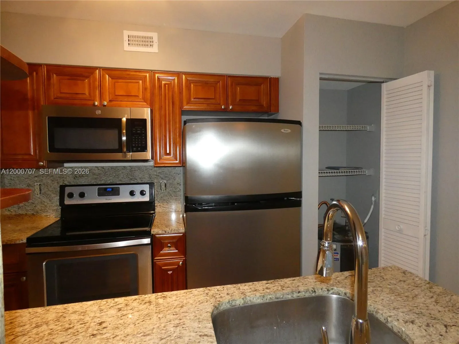 2841 N Oakland Forest Dr 207, Oakland Park, Florid, Oakland Park, Florida 33309, 1 Bedroom Bedrooms, ,1 BathroomBathrooms,Residential Lease,For Rent,2841 N Oakland Forest Dr 207, Oakland Park, Florid,A12000707