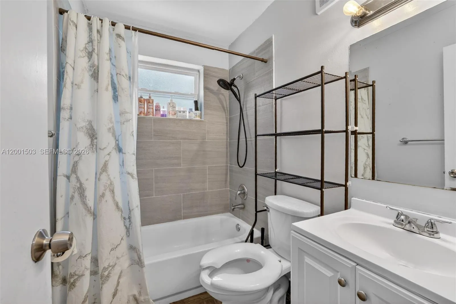 6878 Sw 15th St, North Lauderdale, Florida 33068, North Lauderdale, Florida 33068, 2 Bedrooms Bedrooms, ,1 BathroomBathrooms,Residential,For Sale,6878 Sw 15th St, North Lauderdale, Florida 33068,A12001503
