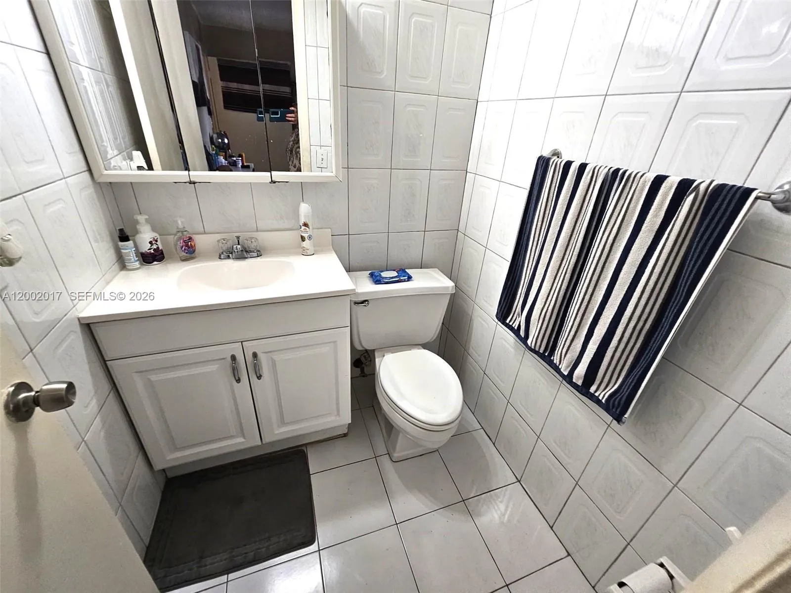 40 Nw 87th Ave D216, Miami, Florida 33172, Miami, Florida 33172, 2 Bedrooms Bedrooms, ,2 BathroomsBathrooms,Residential Lease,For Rent,40 Nw 87th Ave D216, Miami, Florida 33172,A12002017