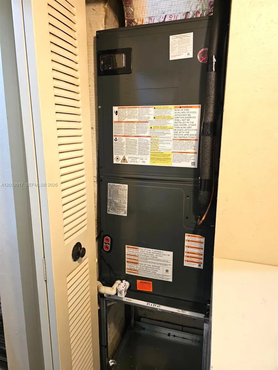 40 Nw 87th Ave D216, Miami, Florida 33172, Miami, Florida 33172, 2 Bedrooms Bedrooms, ,2 BathroomsBathrooms,Residential Lease,For Rent,40 Nw 87th Ave D216, Miami, Florida 33172,A12002017