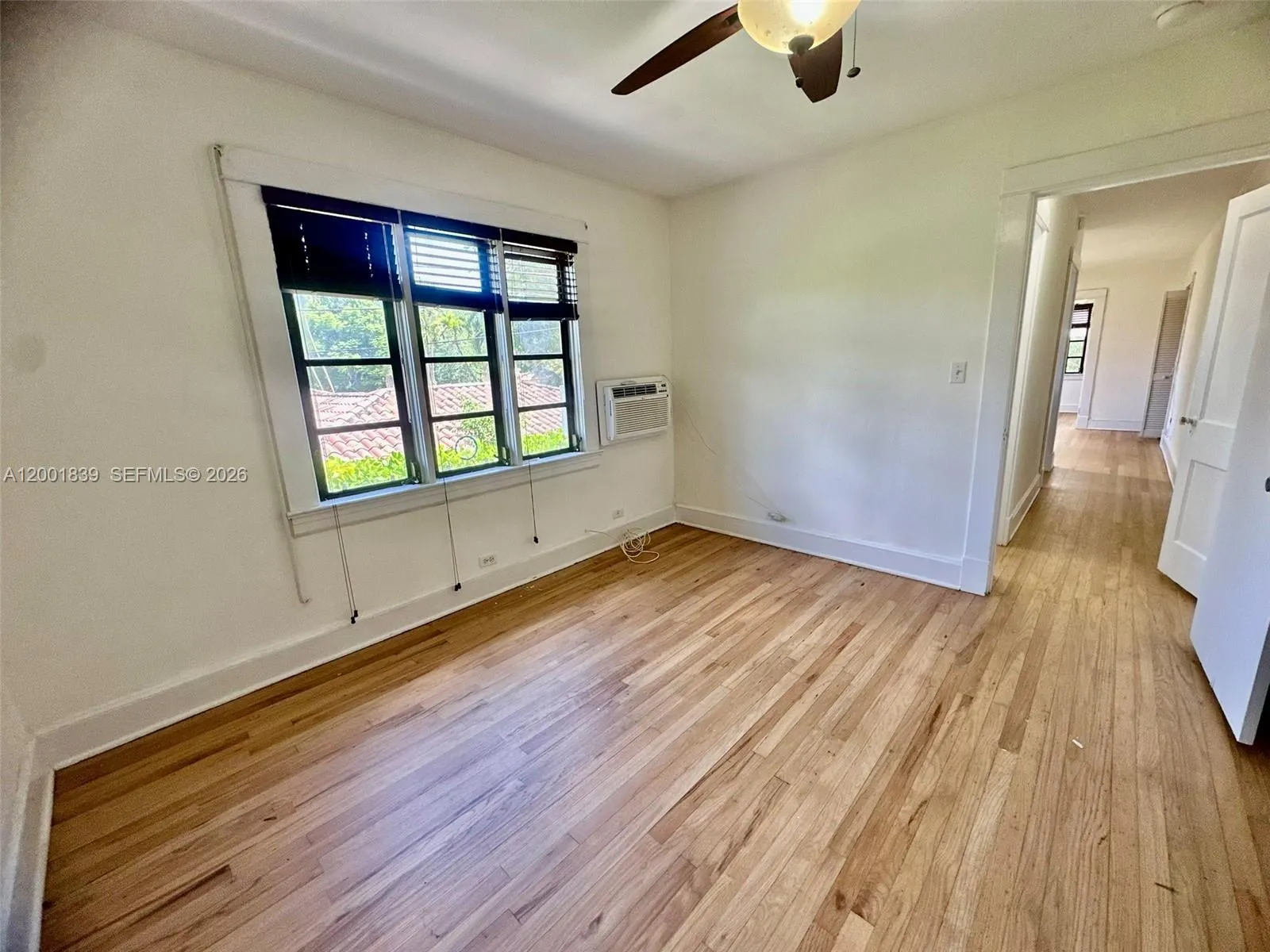 3712 Anderson Rd 4, Coral Gables, Florida 33134, Coral Gables, Florida 33134, 1 Bedroom Bedrooms, ,1 BathroomBathrooms,Residential Lease,For Rent,3712 Anderson Rd 4, Coral Gables, Florida 33134,A12001839