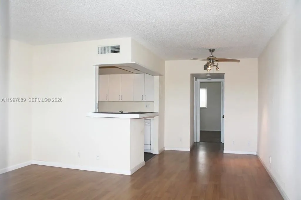 1400 Ne 54th St 306, Fort Lauderdale, Florida 3333, Fort Lauderdale, Florida 33334, 1 Bedroom Bedrooms, ,1 BathroomBathrooms,Residential Lease,For Rent,1400 Ne 54th St 306, Fort Lauderdale, Florida 3333,A11997689