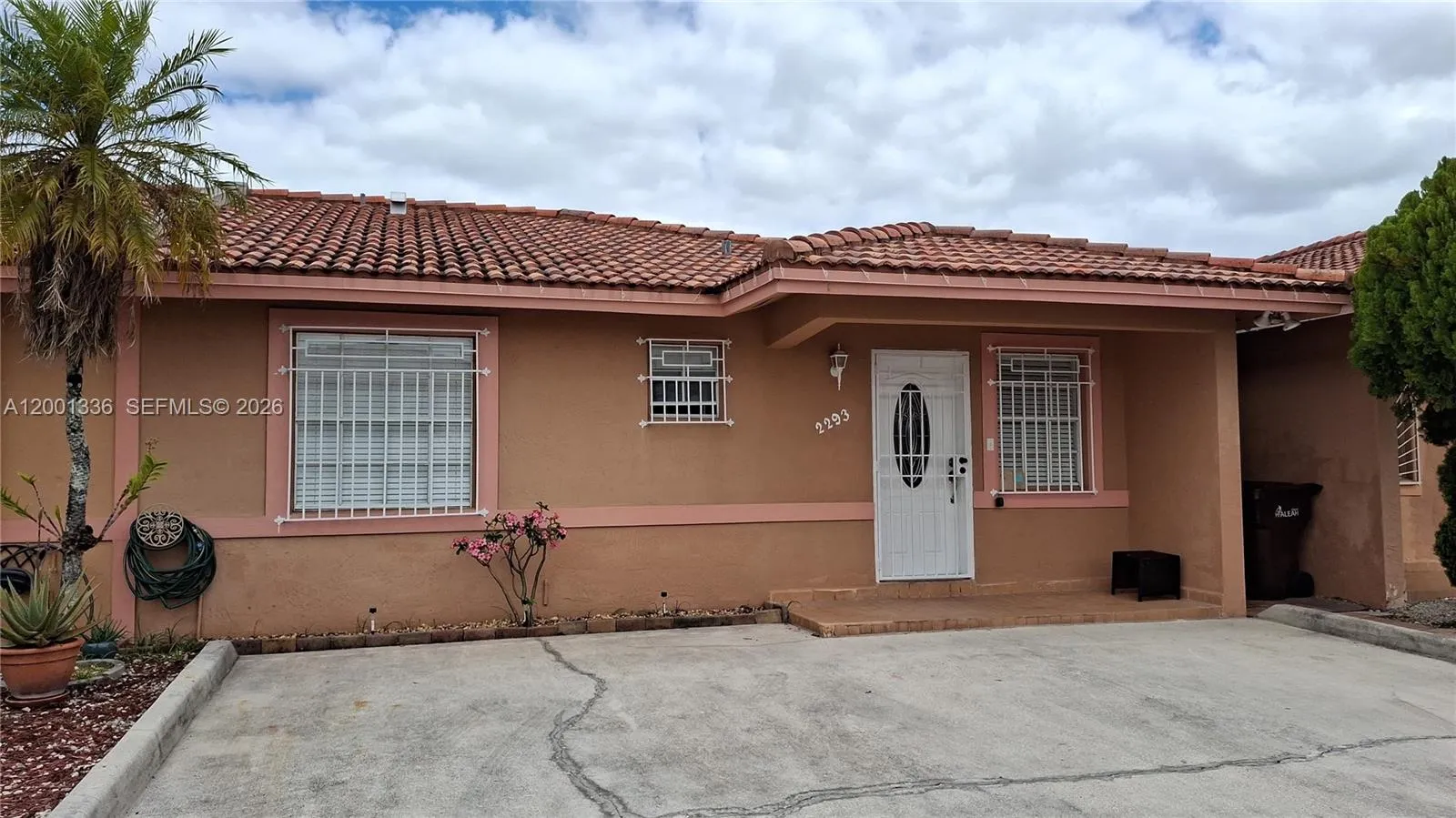 Hialeah, Florida 33016, 2 Bedrooms Bedrooms, ,2 BathroomsBathrooms,Residential,For Sale,A12001336