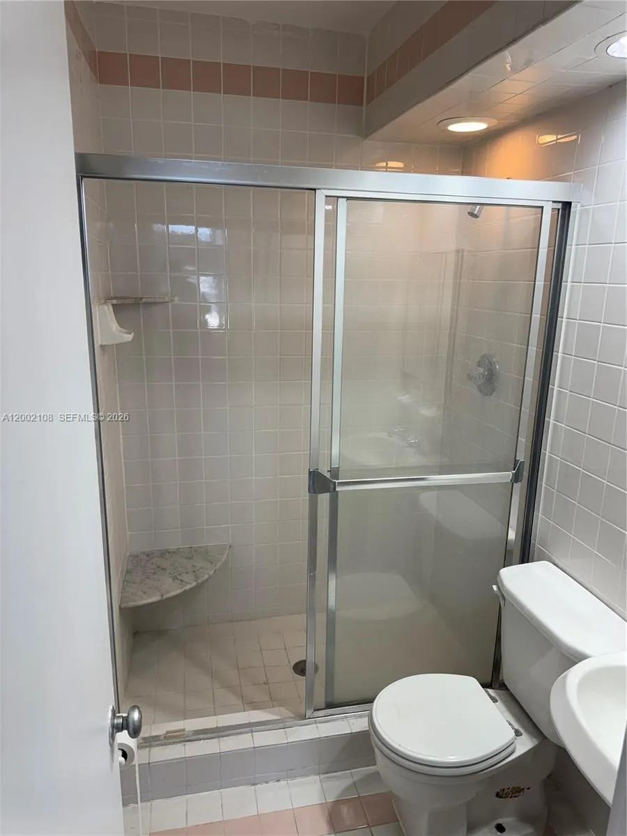 10281 E Bay Harbor Dr C2, Bay Harbor Islands, Flor, Bay Harbor Islands, Florida 33154, 2 Bedrooms Bedrooms, ,2 BathroomsBathrooms,Residential Lease,For Rent,10281 E Bay Harbor Dr C2, Bay Harbor Islands, Flor,A12002108
