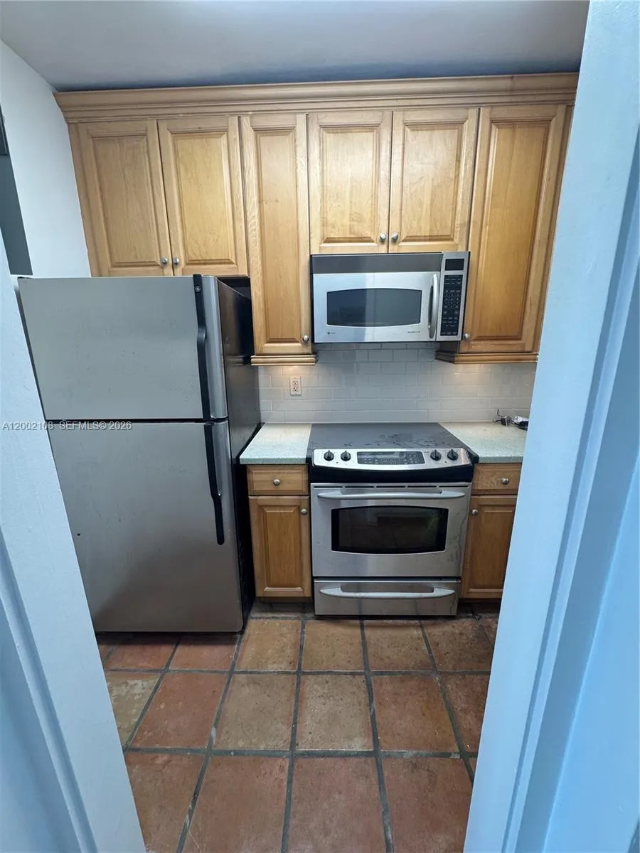 10281 E Bay Harbor Dr C2, Bay Harbor Islands, Flor, Bay Harbor Islands, Florida 33154, 2 Bedrooms Bedrooms, ,2 BathroomsBathrooms,Residential Lease,For Rent,10281 E Bay Harbor Dr C2, Bay Harbor Islands, Flor,A12002108