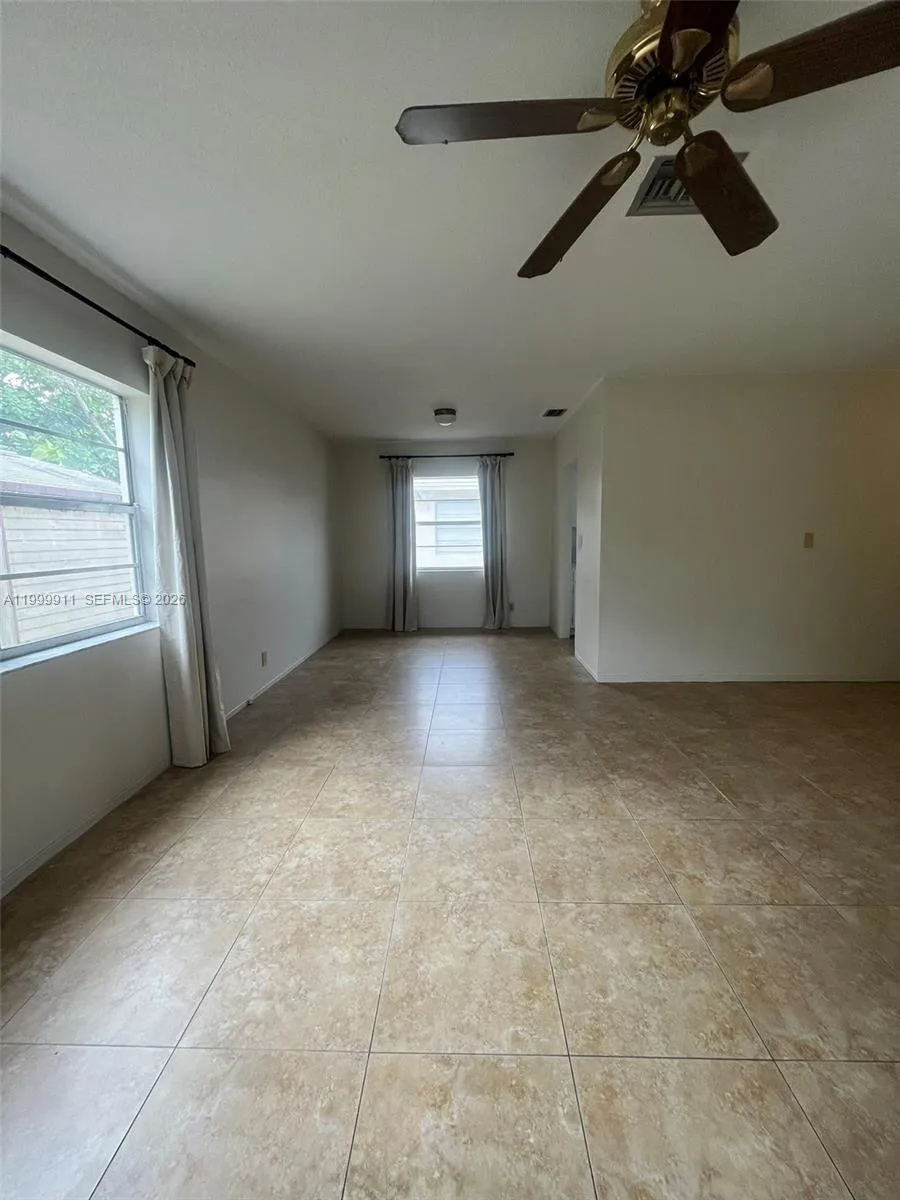 5706 Lincoln St, Hollywood, Florida 33021, Hollywood, Florida 33021, ,Residential Income,For Sale,5706 Lincoln St, Hollywood, Florida 33021,A11999911