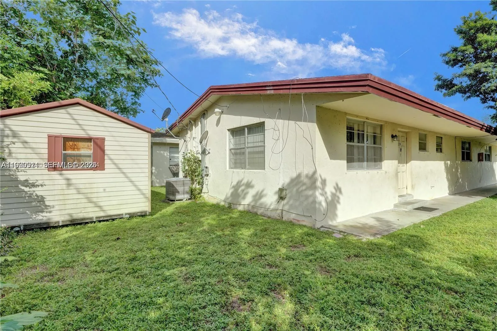 5706 Lincoln St, Hollywood, Florida 33021, Hollywood, Florida 33021, ,Residential Income,For Sale,5706 Lincoln St, Hollywood, Florida 33021,A11999911