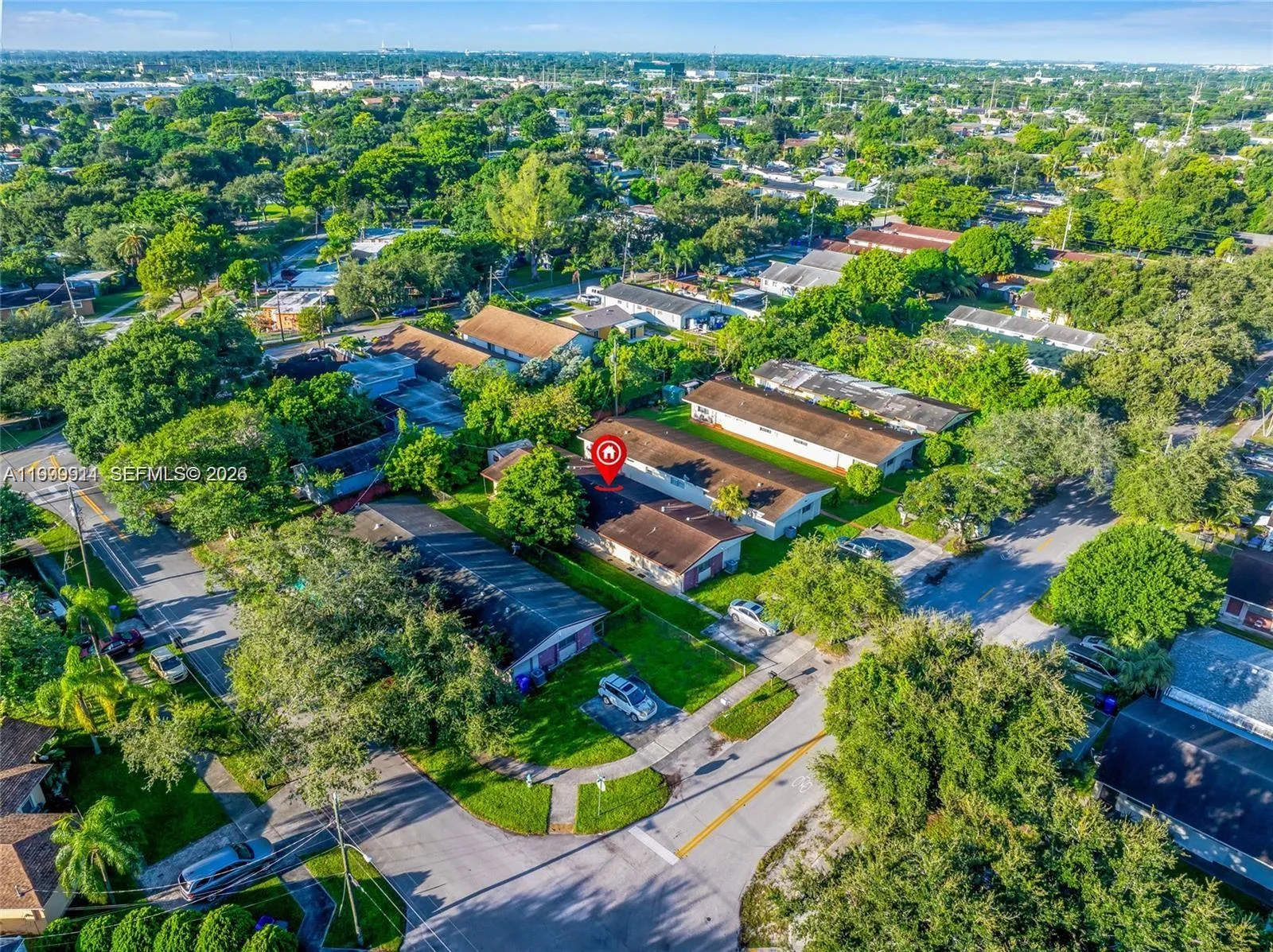 5706 Lincoln St, Hollywood, Florida 33021, Hollywood, Florida 33021, ,Residential Income,For Sale,5706 Lincoln St, Hollywood, Florida 33021,A11999911