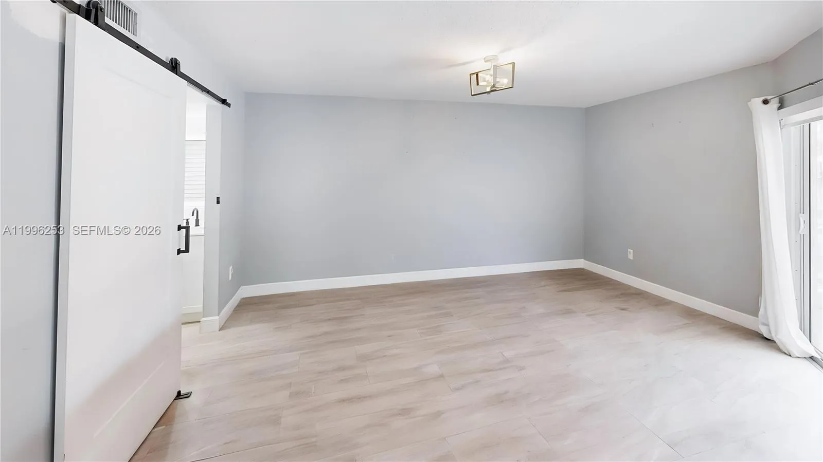 10101 Sw 154th Cir Ct 107-11, Miami, Florida 33196, Miami, Florida 33196, 3 Bedrooms Bedrooms, ,2 BathroomsBathrooms,Residential,For Sale,10101 Sw 154th Cir Ct 107-11, Miami, Florida 33196,A11996253