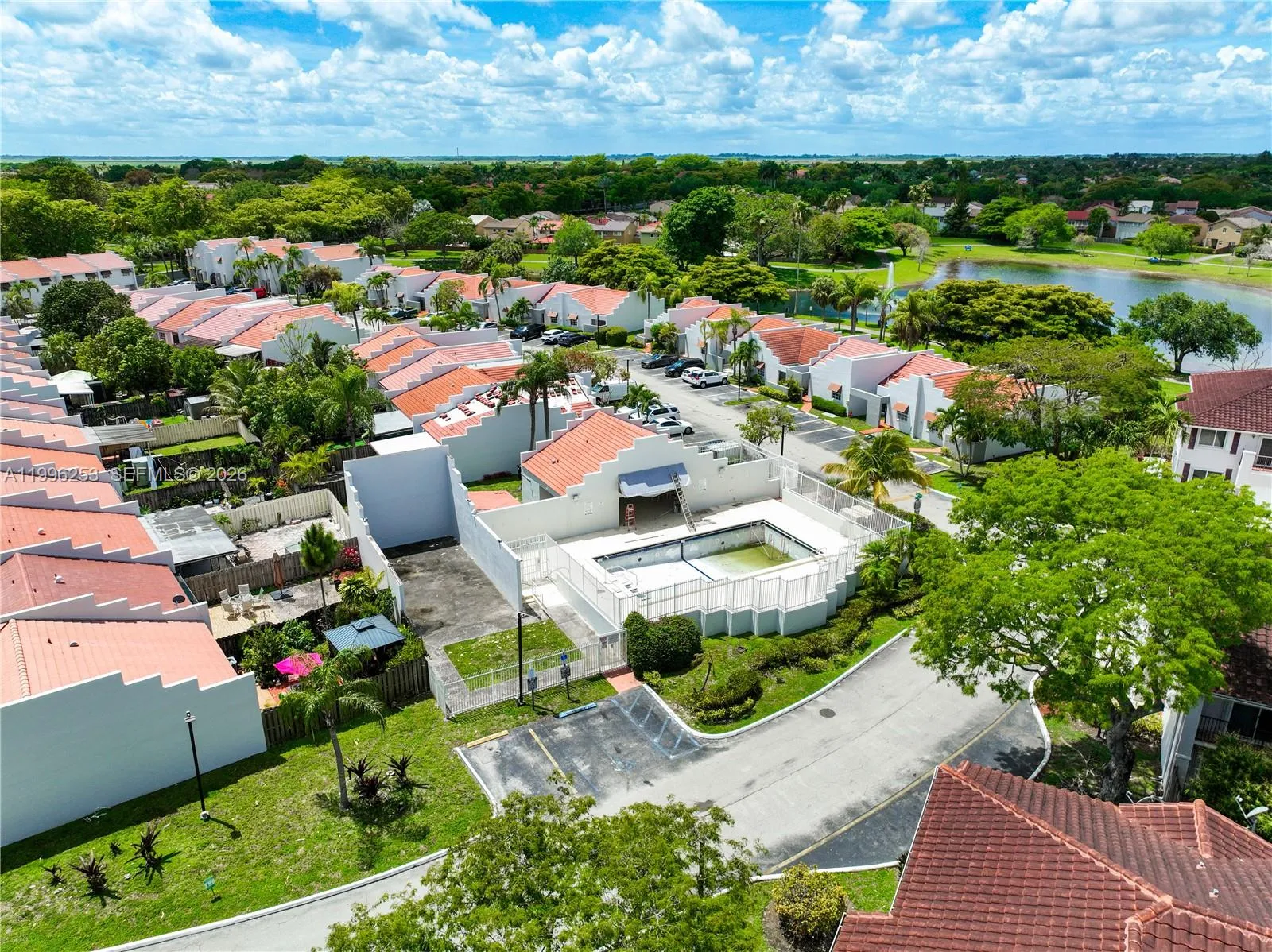 10101 Sw 154th Cir Ct 107-11, Miami, Florida 33196, Miami, Florida 33196, 3 Bedrooms Bedrooms, ,2 BathroomsBathrooms,Residential,For Sale,10101 Sw 154th Cir Ct 107-11, Miami, Florida 33196,A11996253