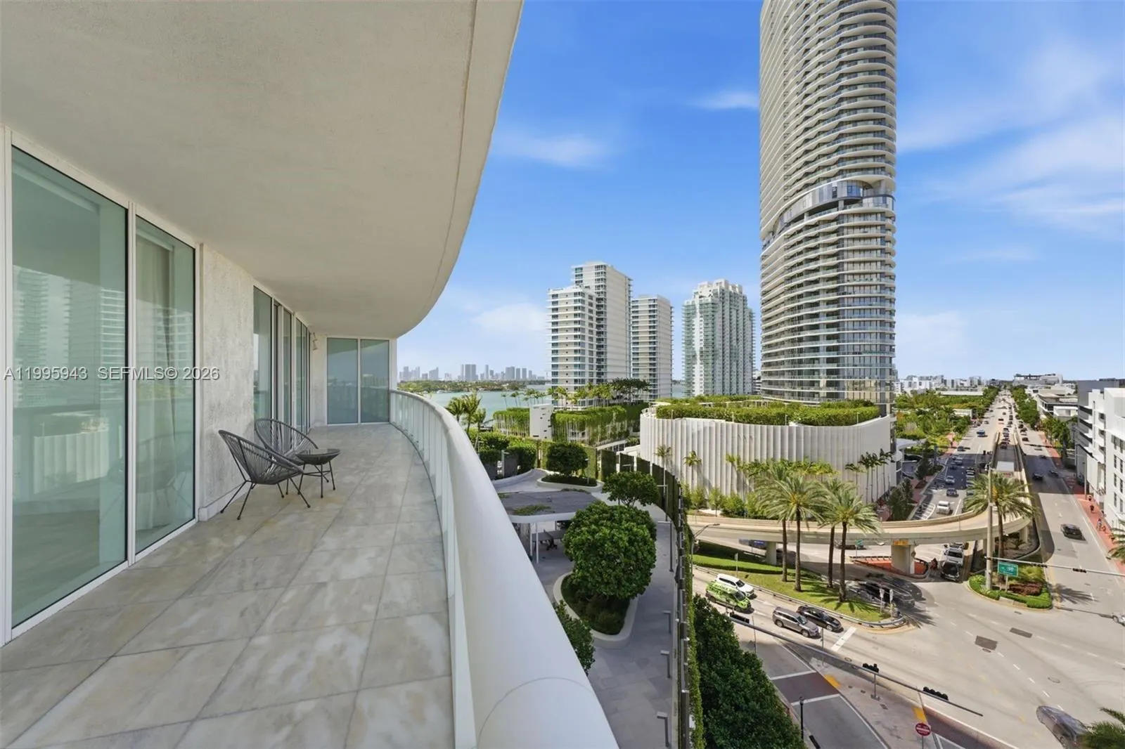 450 Alton Rd 910, Miami Beach, Florida 33139, Miami Beach, Florida 33139, 2 Bedrooms Bedrooms, ,2 BathroomsBathrooms,Residential,For Sale,450 Alton Rd 910, Miami Beach, Florida 33139,A11995943