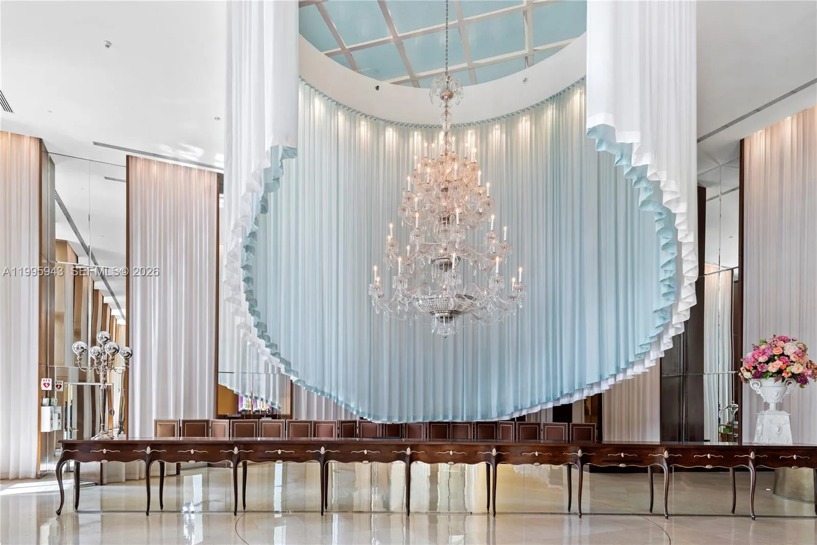 450 Alton Rd 910, Miami Beach, Florida 33139, Miami Beach, Florida 33139, 2 Bedrooms Bedrooms, ,2 BathroomsBathrooms,Residential,For Sale,450 Alton Rd 910, Miami Beach, Florida 33139,A11995943