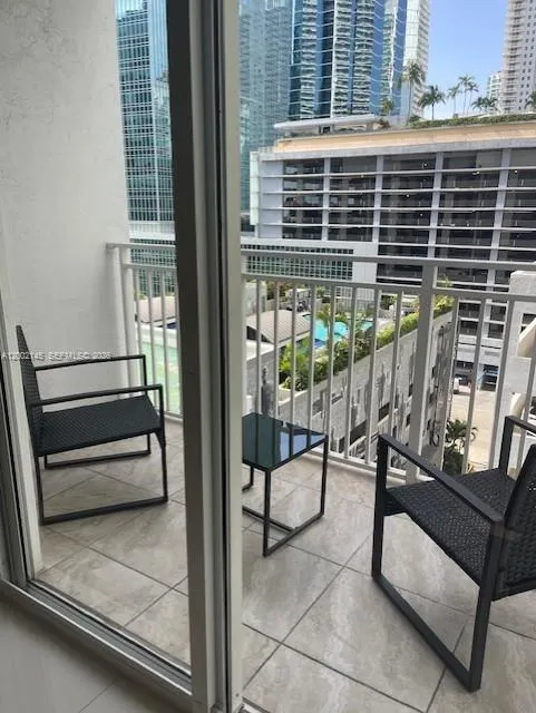185 Se 14th Ter 913, Miami, Florida 33131, Miami, Florida 33131, 1 Bedroom Bedrooms, ,1 BathroomBathrooms,Residential Lease,For Rent,185 Se 14th Ter 913, Miami, Florida 33131,A12002145