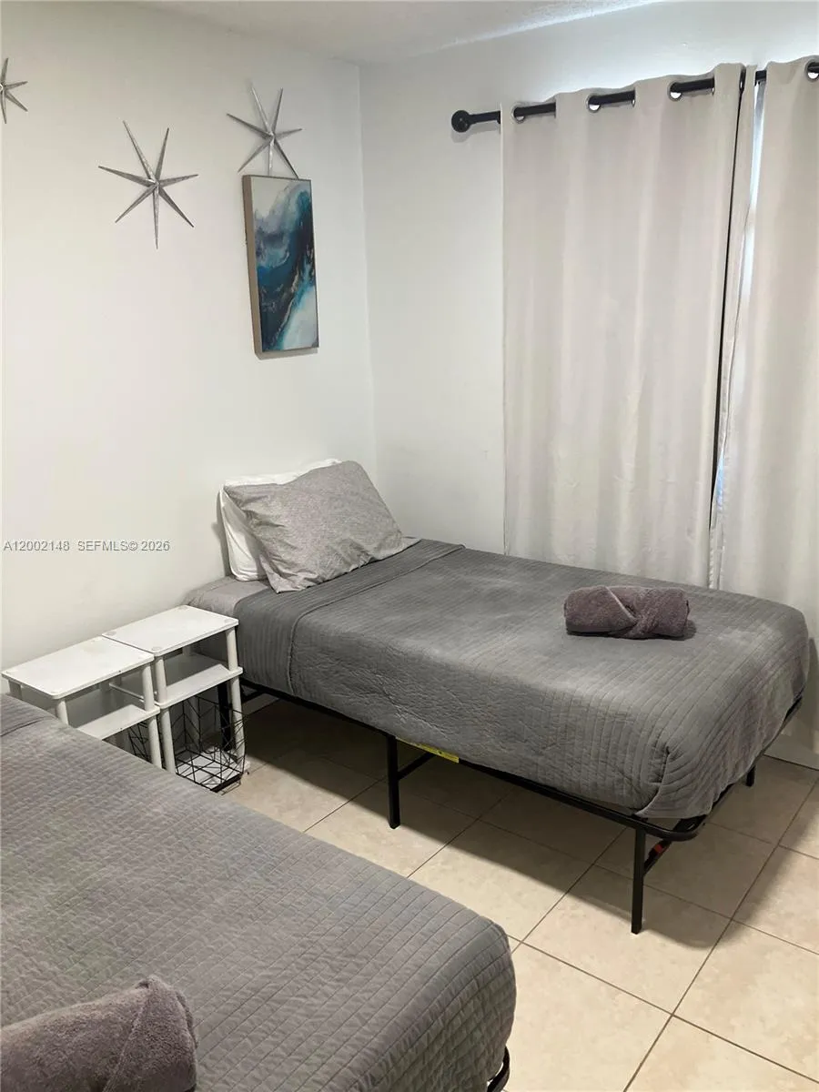 1936 Washington St, Hollywood, Florida 33020, Hollywood, Florida 33020, ,Residential Income,For Sale,1936 Washington St, Hollywood, Florida 33020,A12002148